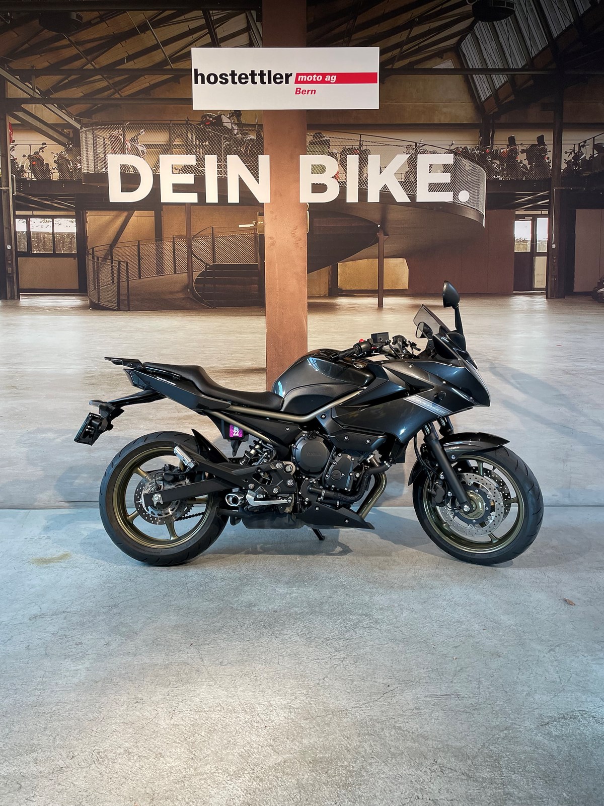 YAMAHA XJ 6-showroom-element-3