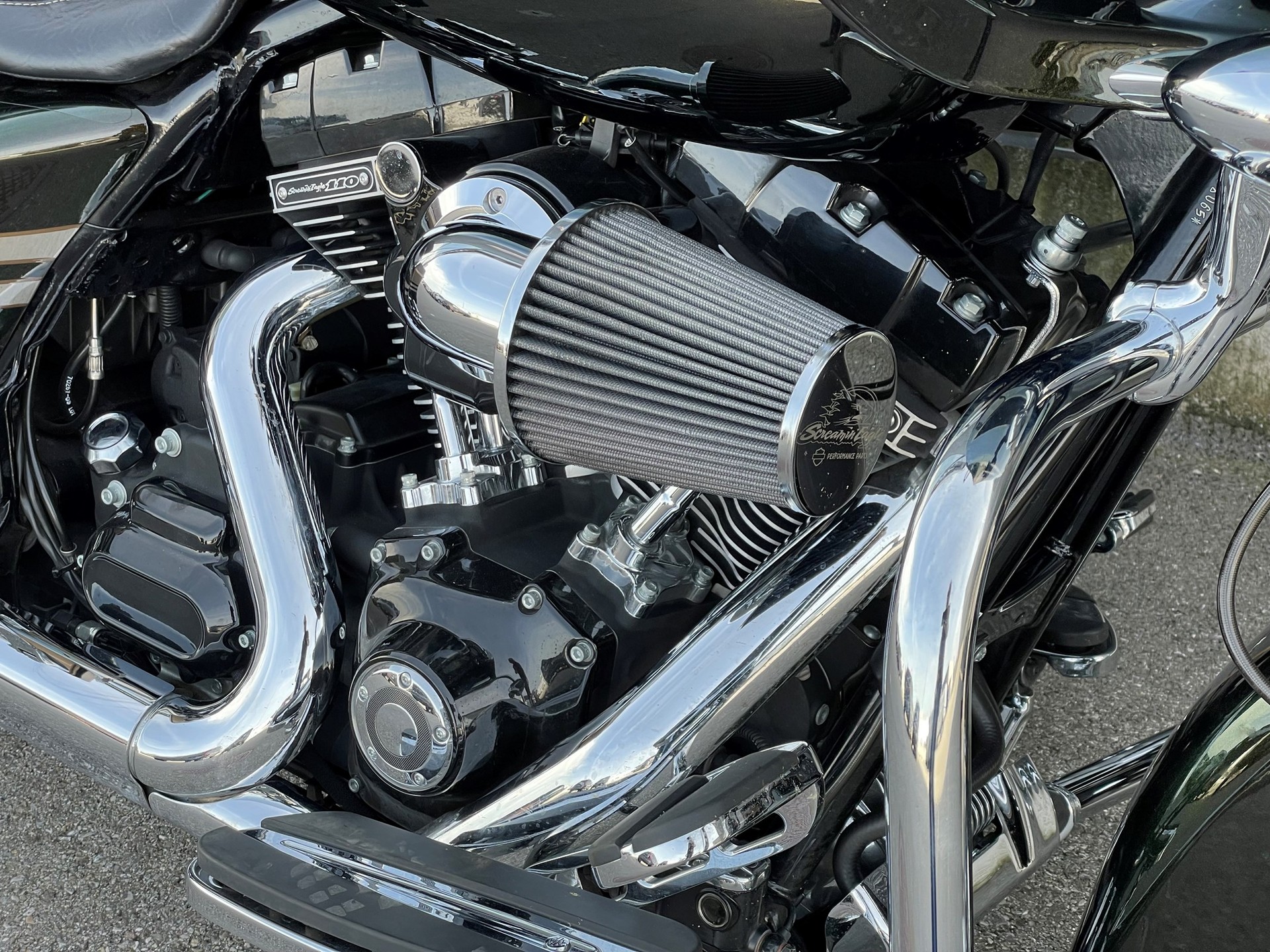 HARLEY-DAVIDSON FLTRXSE Road Glide Custom ABS CVO-image-3