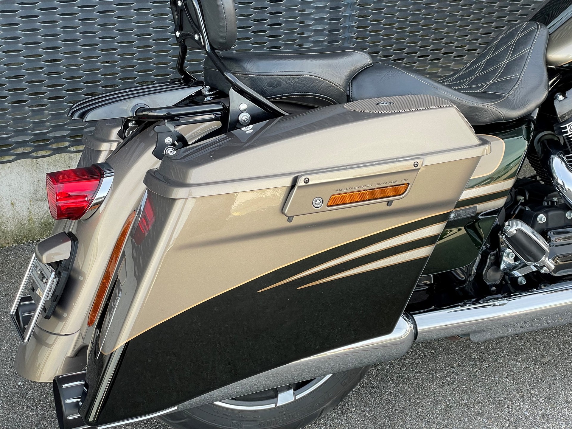 HARLEY-DAVIDSON FLTRXSE Road Glide Custom ABS CVO-image-4