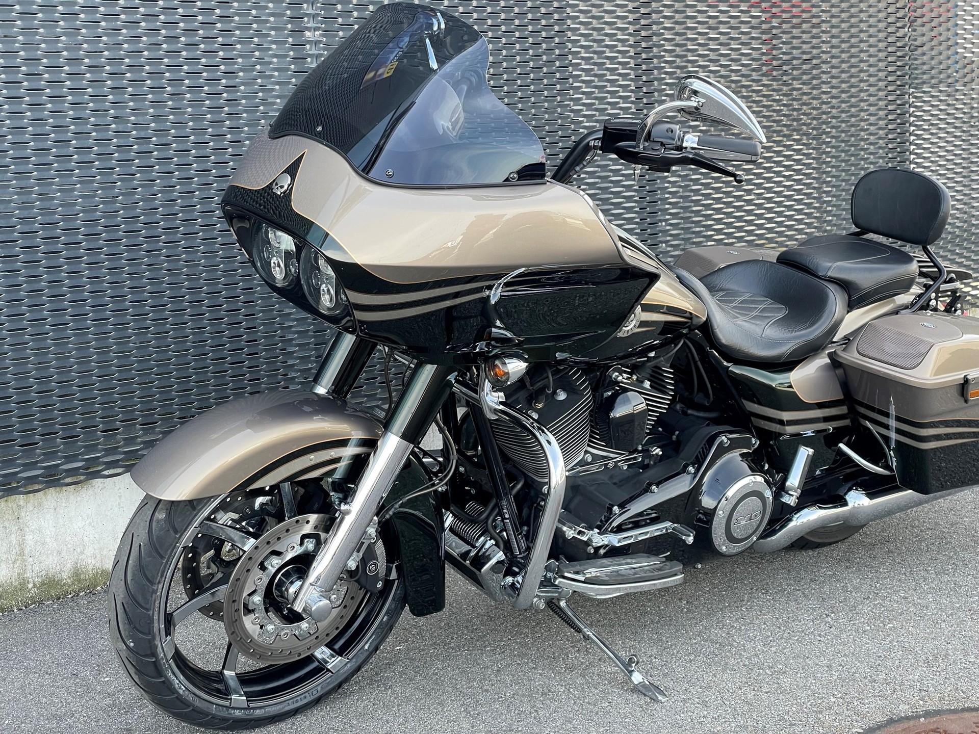 HARLEY-DAVIDSON FLTRXSE Road Glide Custom ABS CVO-image-7