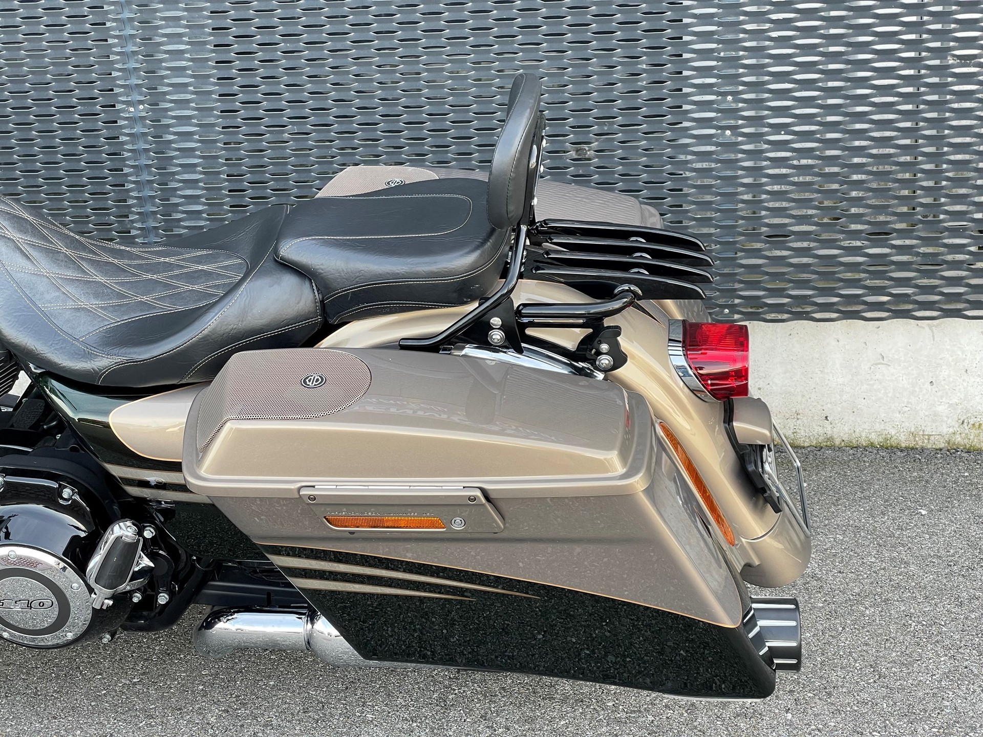 HARLEY-DAVIDSON FLTRXSE Road Glide Custom ABS CVO-image-9