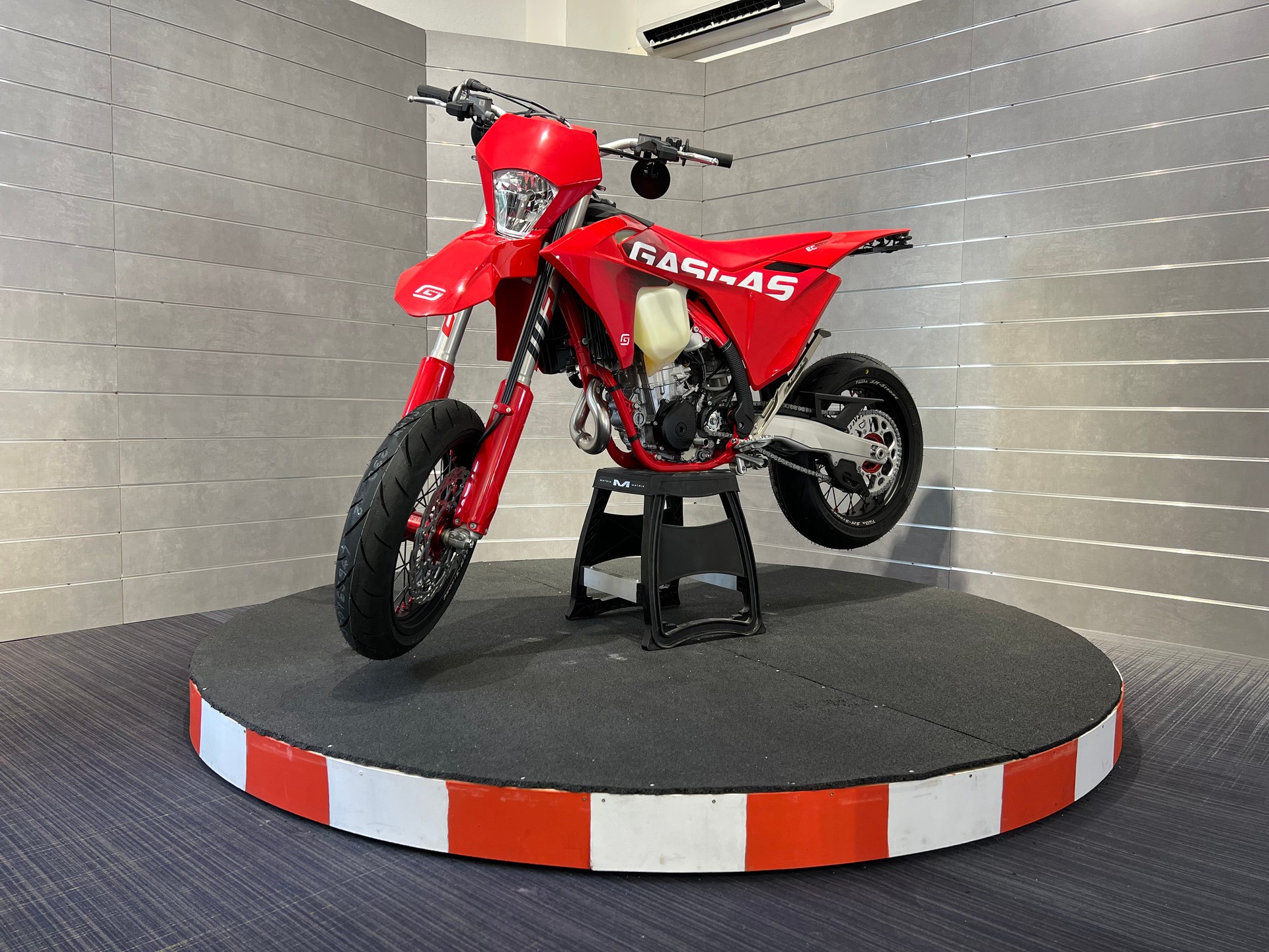 GASGAS EC 500F Supermoto-image-0