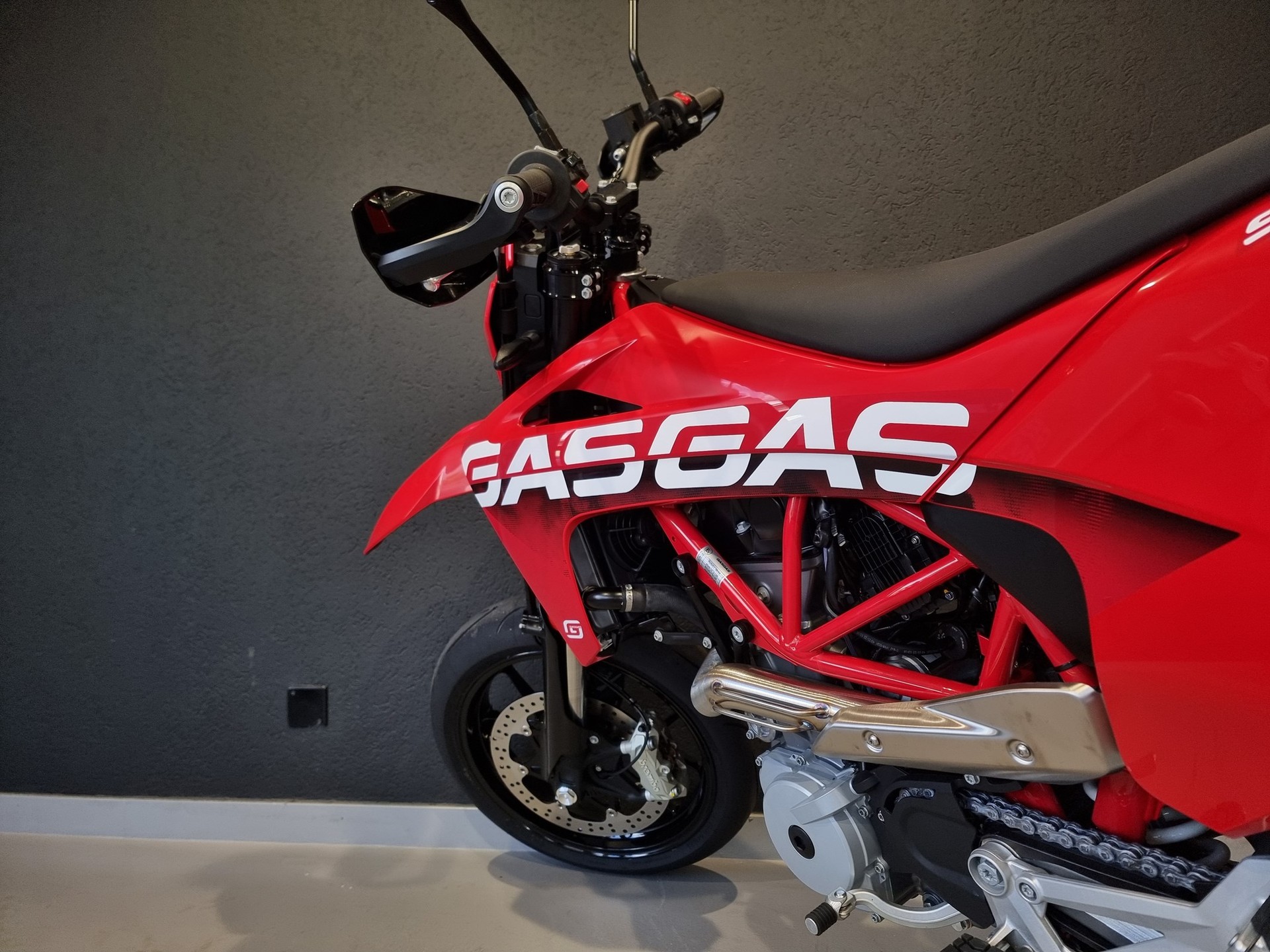 GASGAS SM 700 Supermoto-image-14