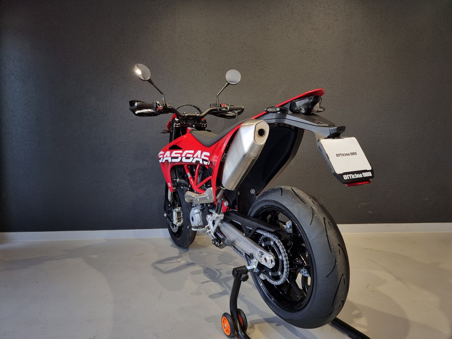 GASGAS SM 700 Supermoto-showroom-element-3