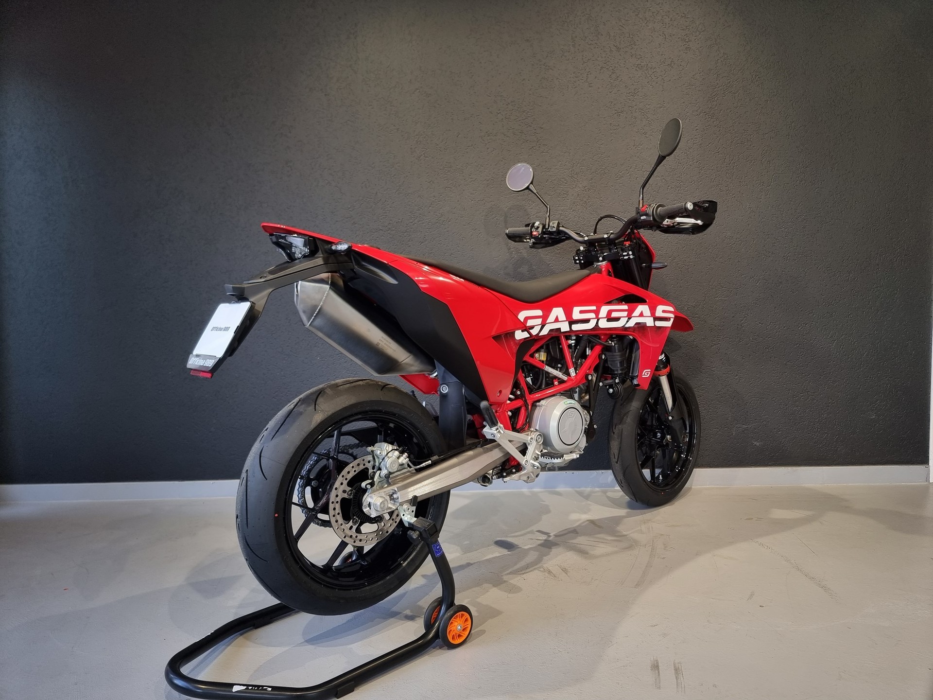 GASGAS SM 700 Supermoto-image-5