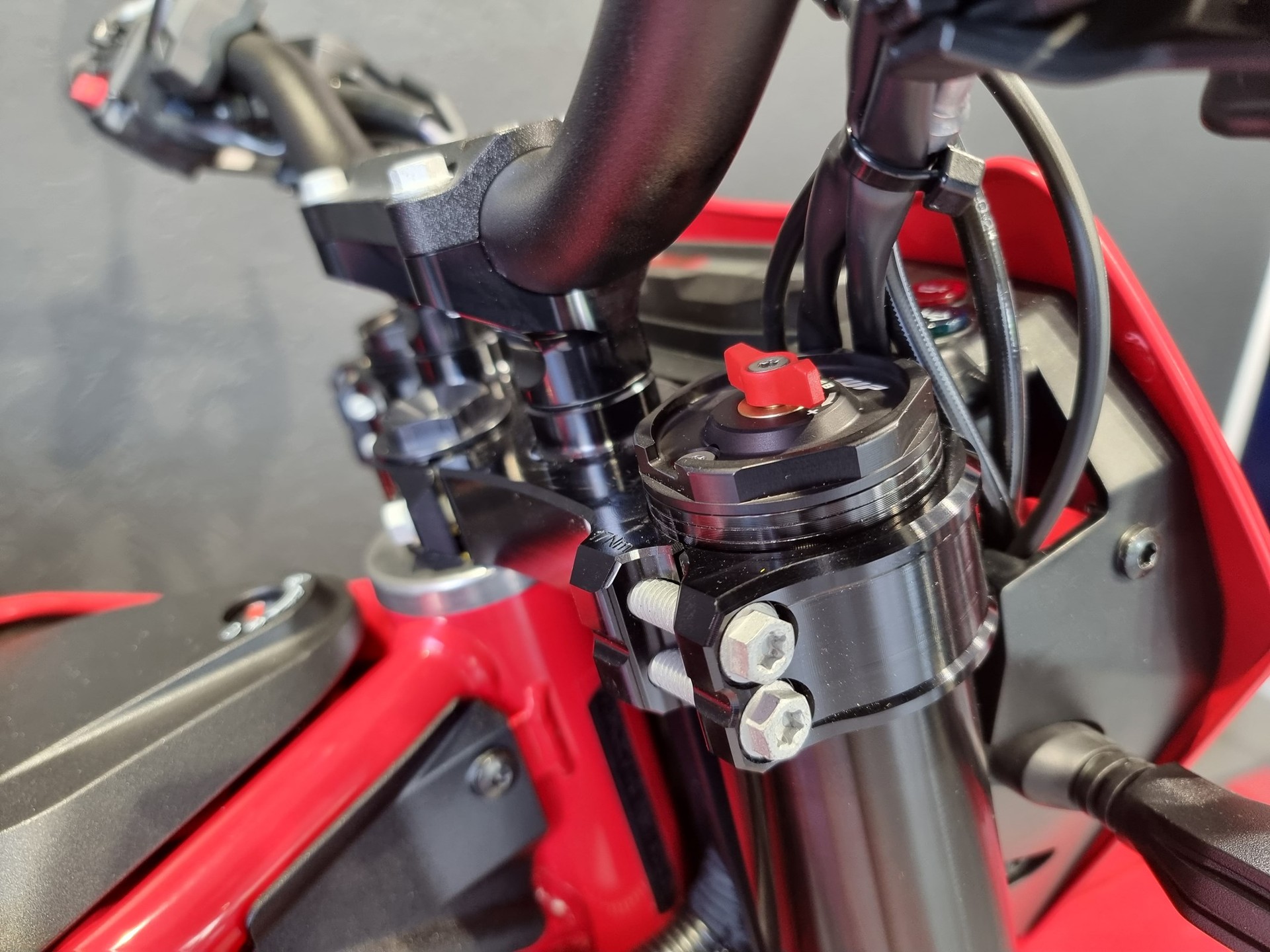 GASGAS SM 700 Supermoto-image-9