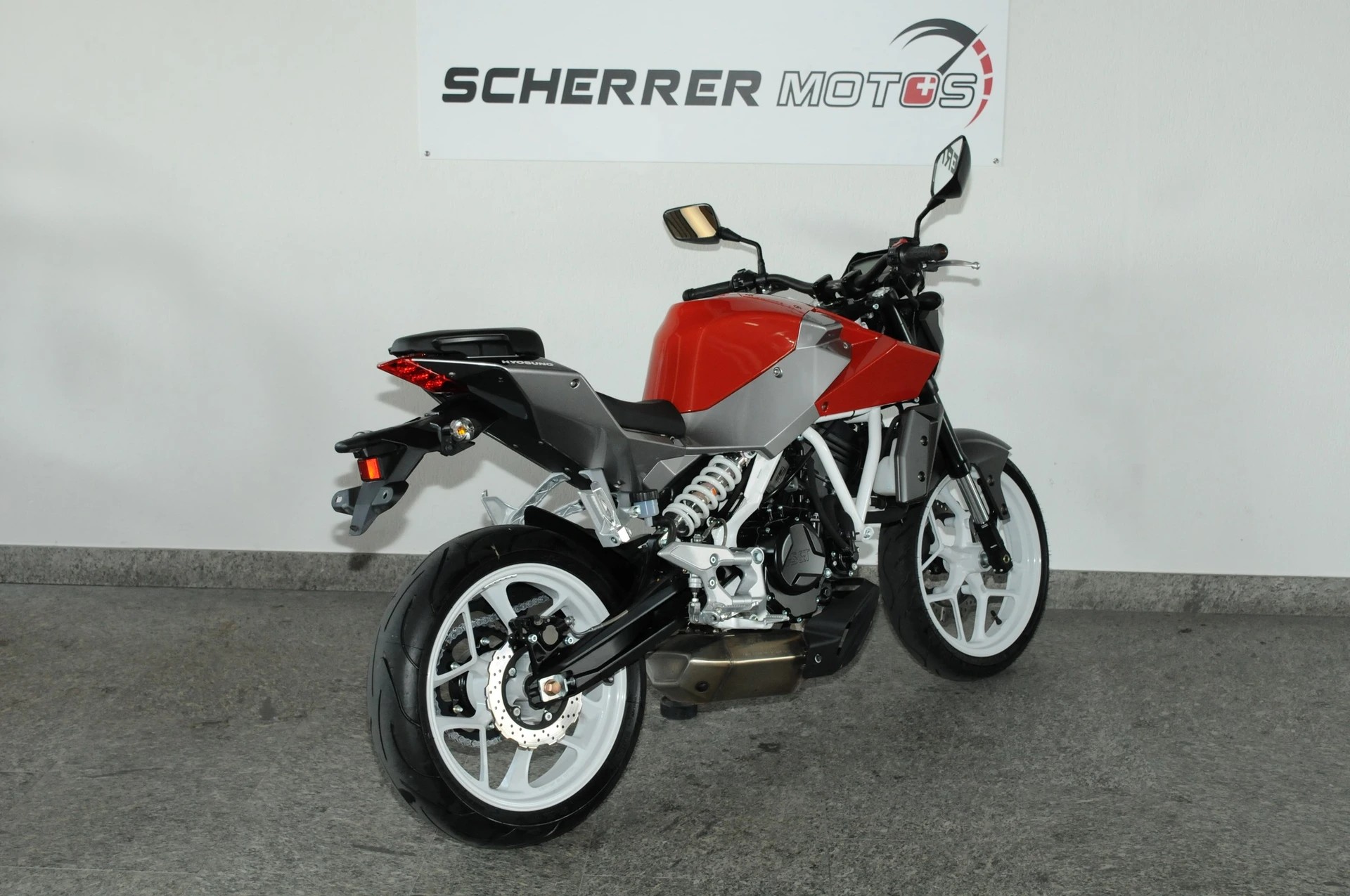 HYOSUNG Exiv GD 250-image-2