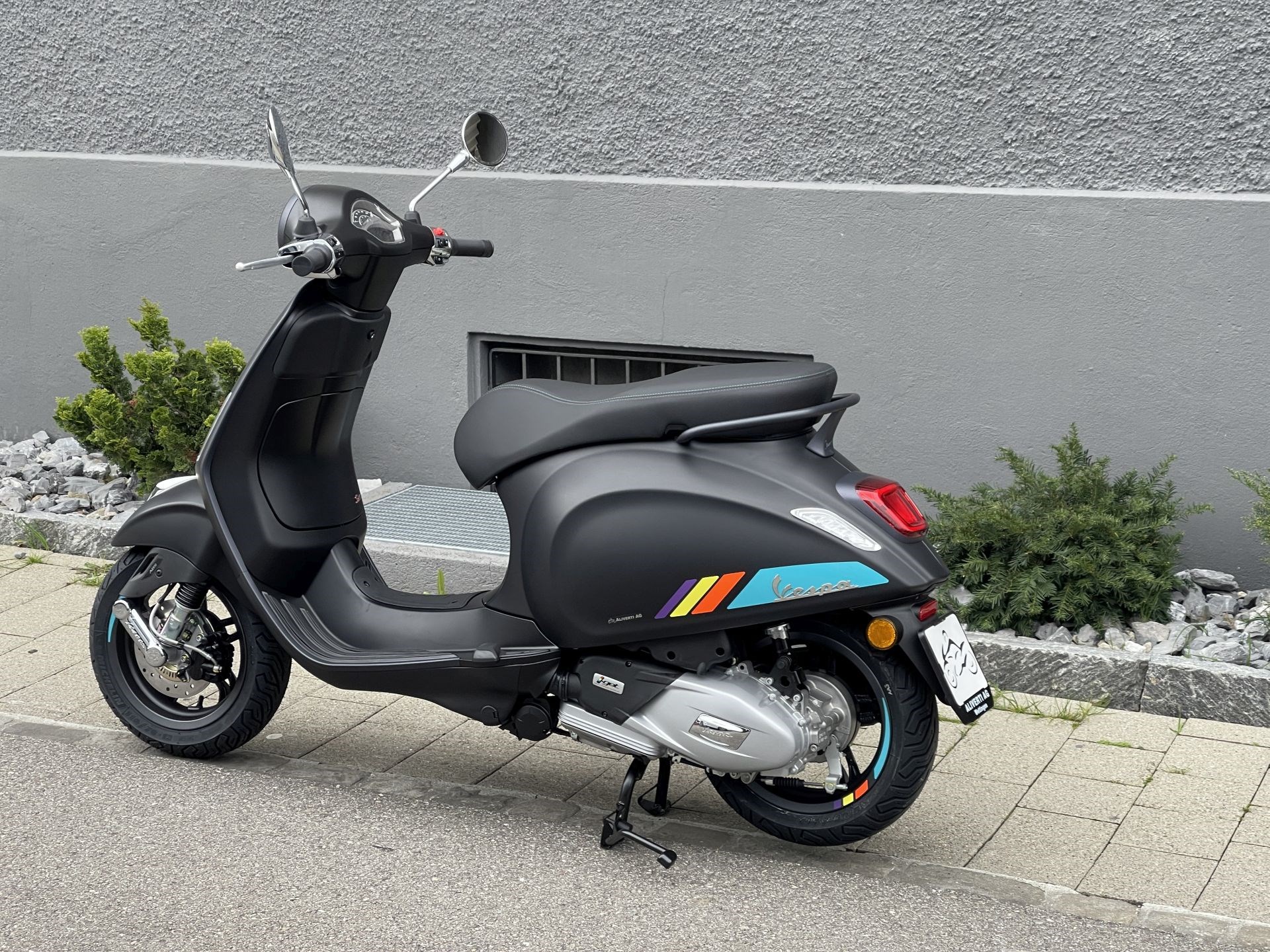 PIAGGIO Vespa Primavera 125 Sport ABS E5+-showroom-element-1