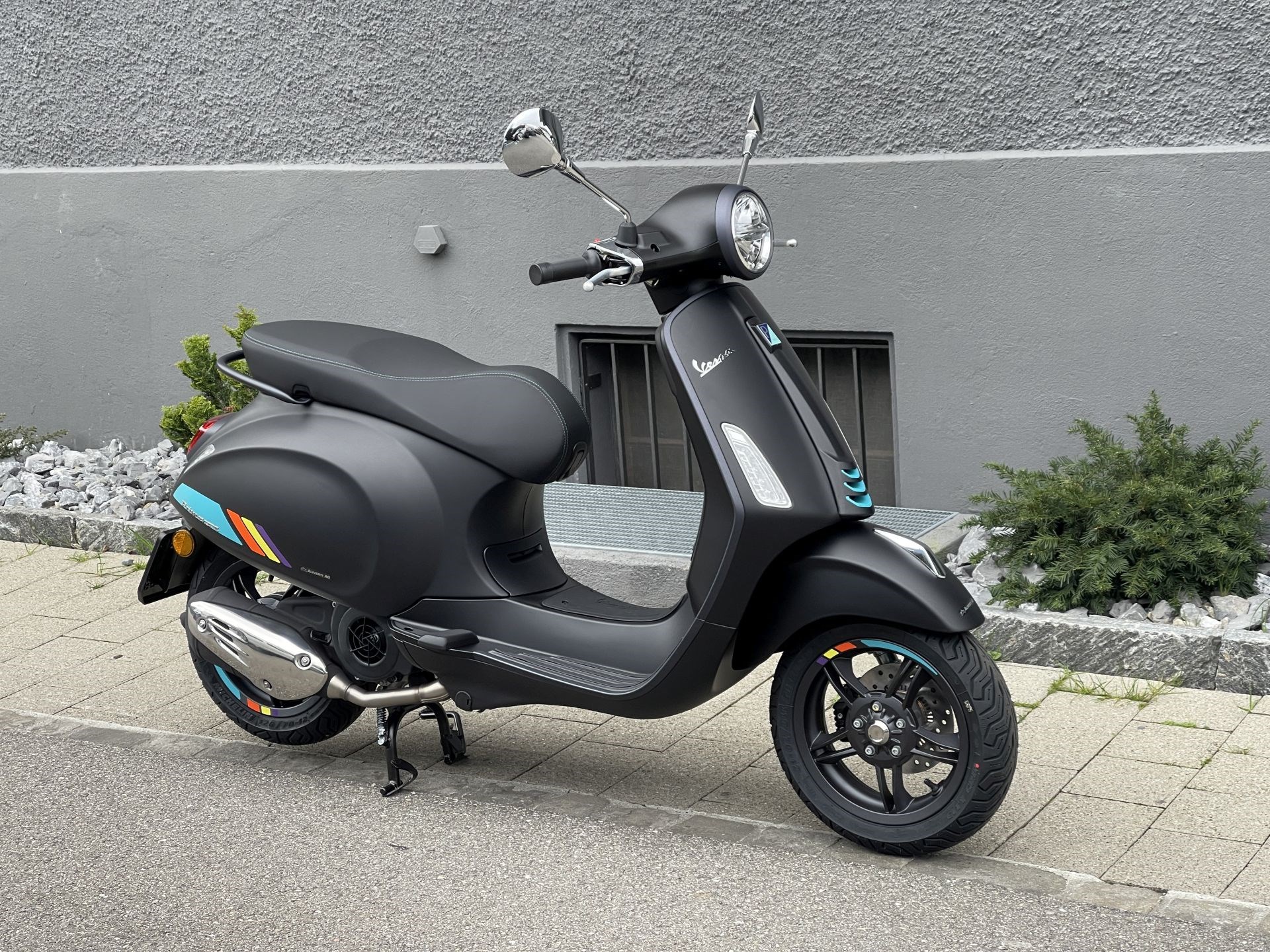 PIAGGIO Vespa Primavera 125 Sport ABS E5+-showroom-element-3
