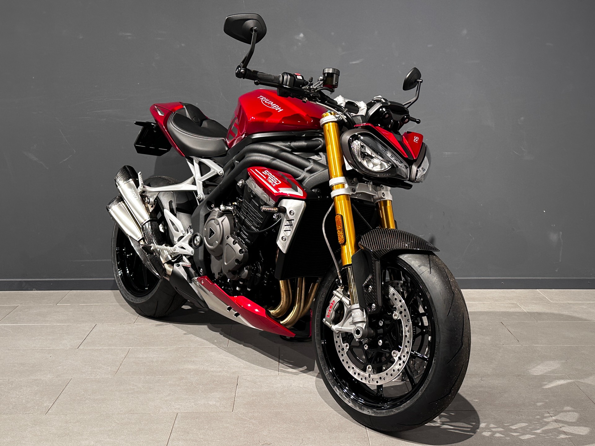 TRIUMPH Speed Triple RS-showroom-element-1