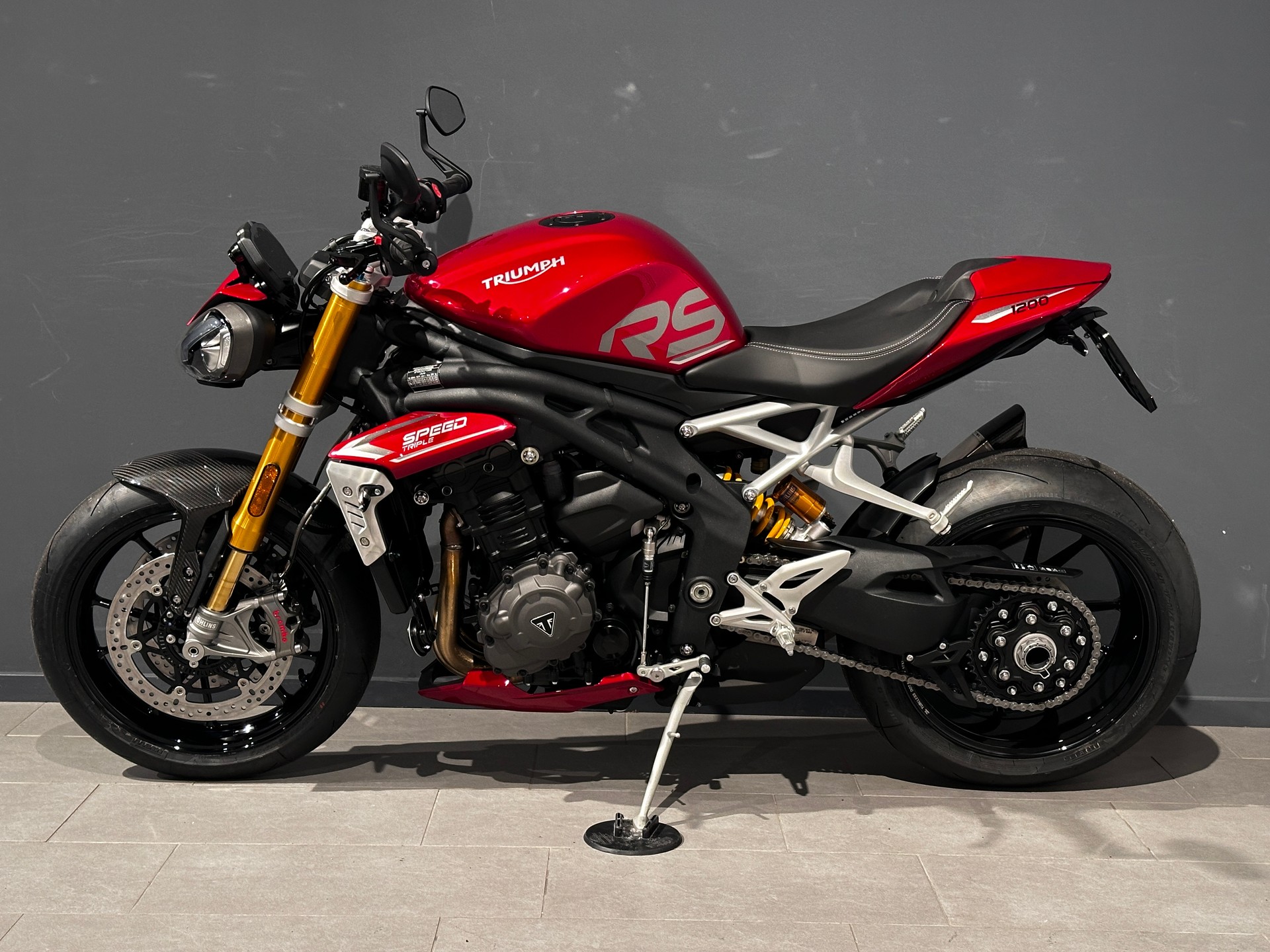 TRIUMPH Speed Triple RS-showroom-element-3