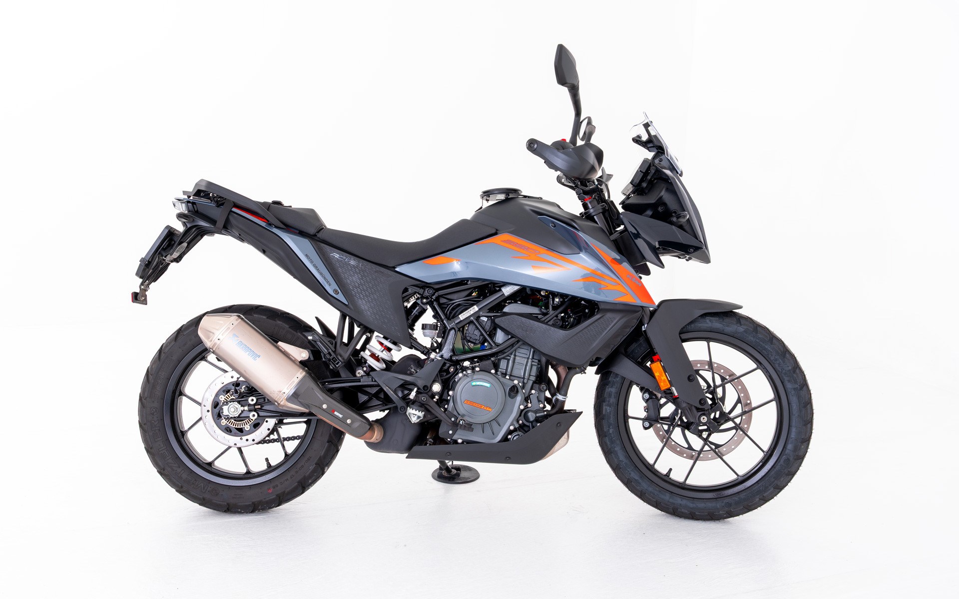 KTM 390 Adventure-showroom-element-1