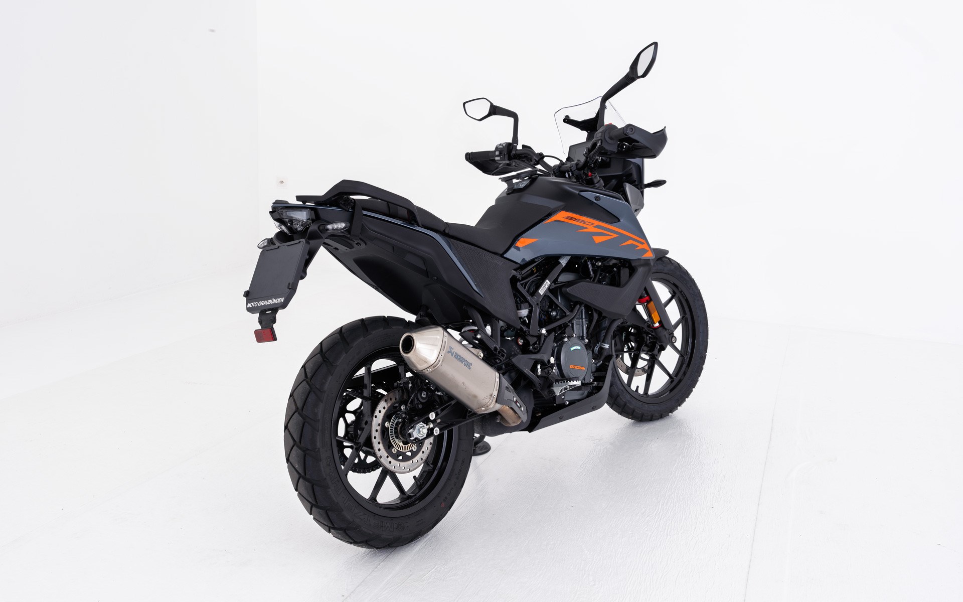 KTM 390 Adventure-showroom-element-2