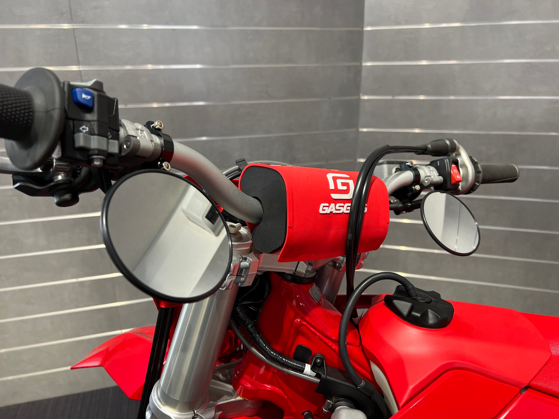 GASGAS EC 450F Supermoto-image-13
