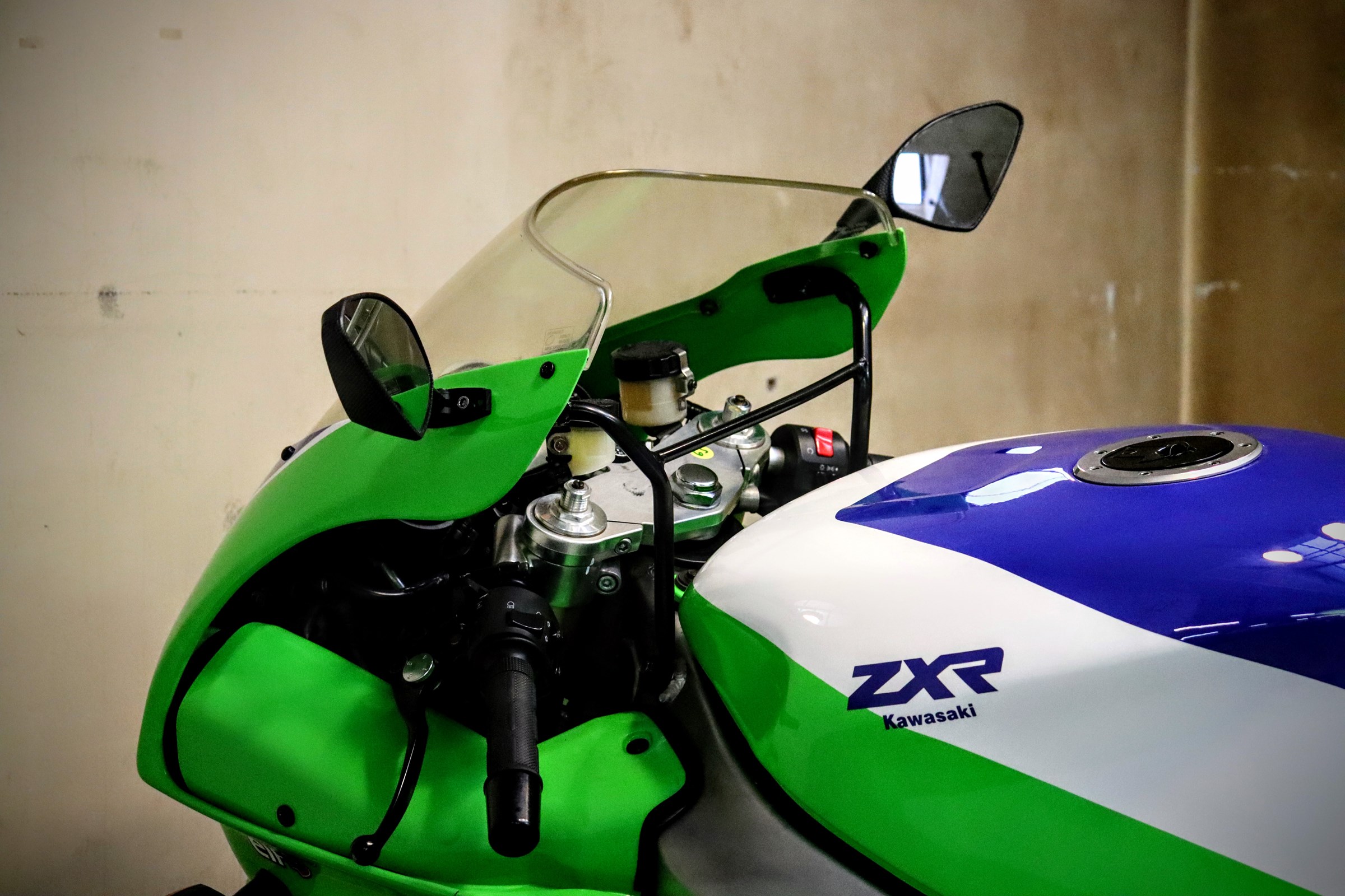 KAWASAKI NINJA ZX-7R - Occasionen kaufen | MotoScout24