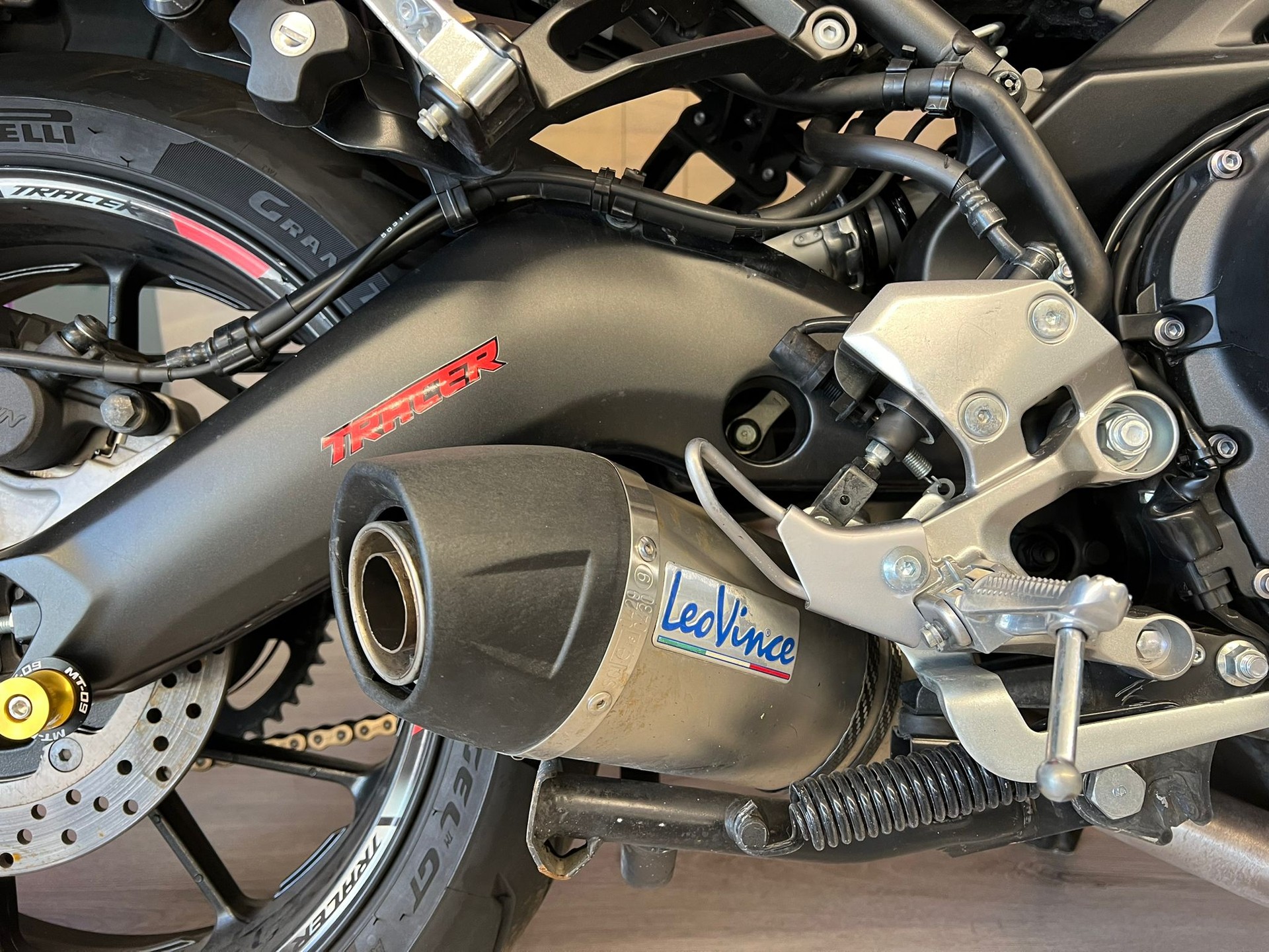 YAMAHA MT-09 ABS Tracer-showroom-element-3