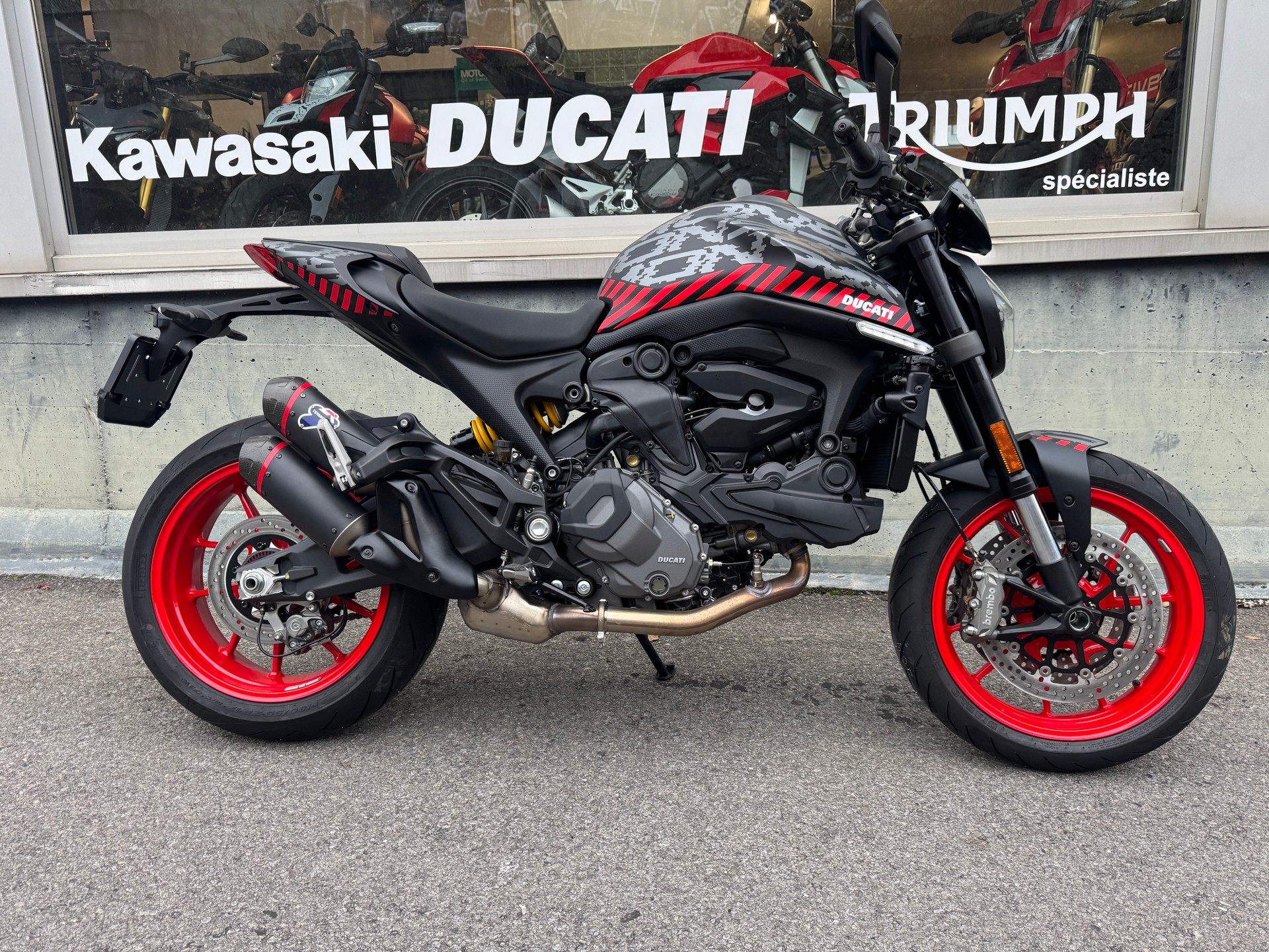 DUCATI Monster + 937