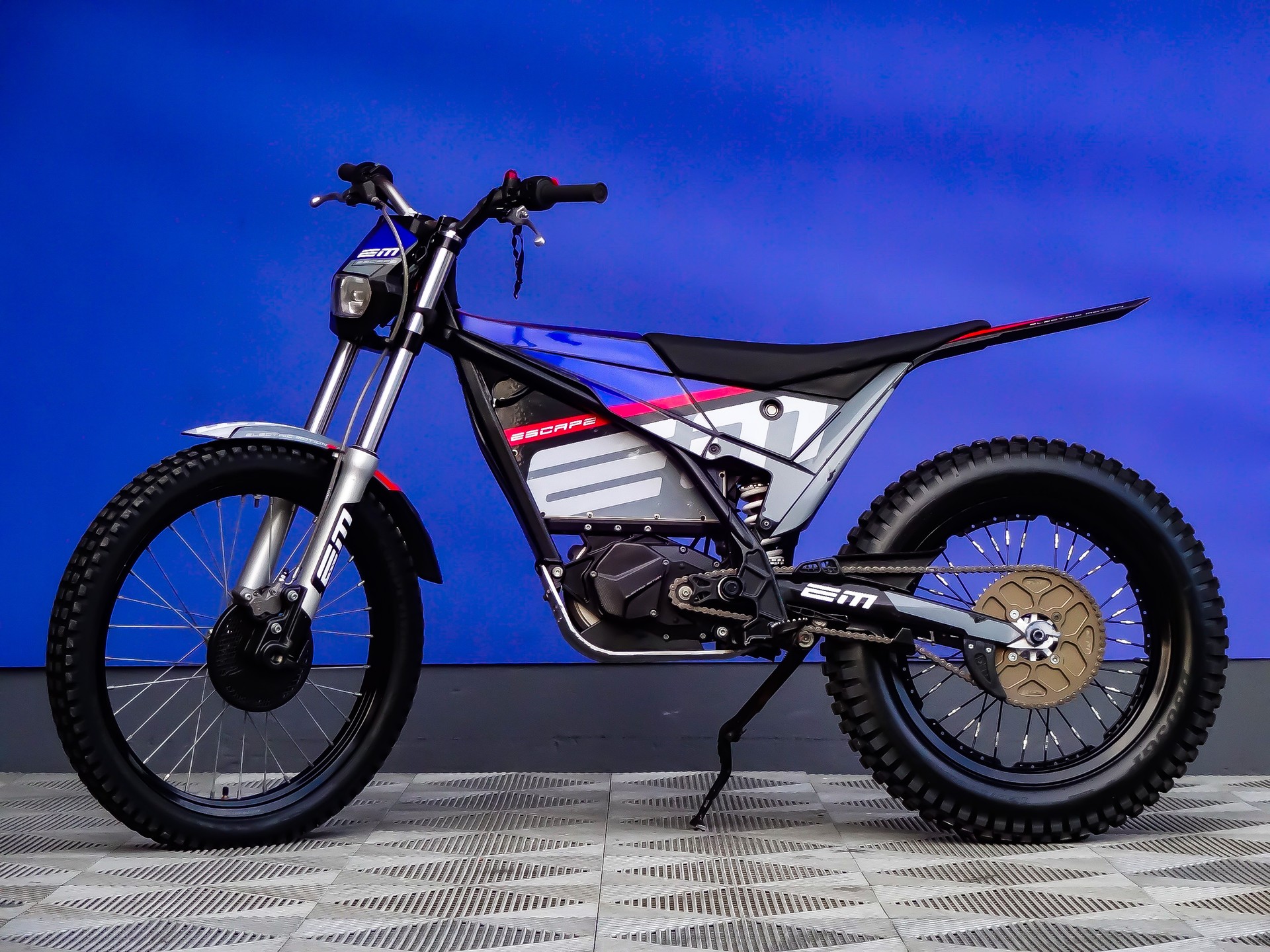 ELECTRIC MOTION Escape-showroom-element-3