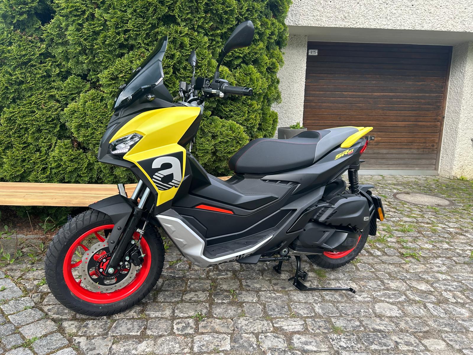 APRILIA SR 125 GT ABS-image-3