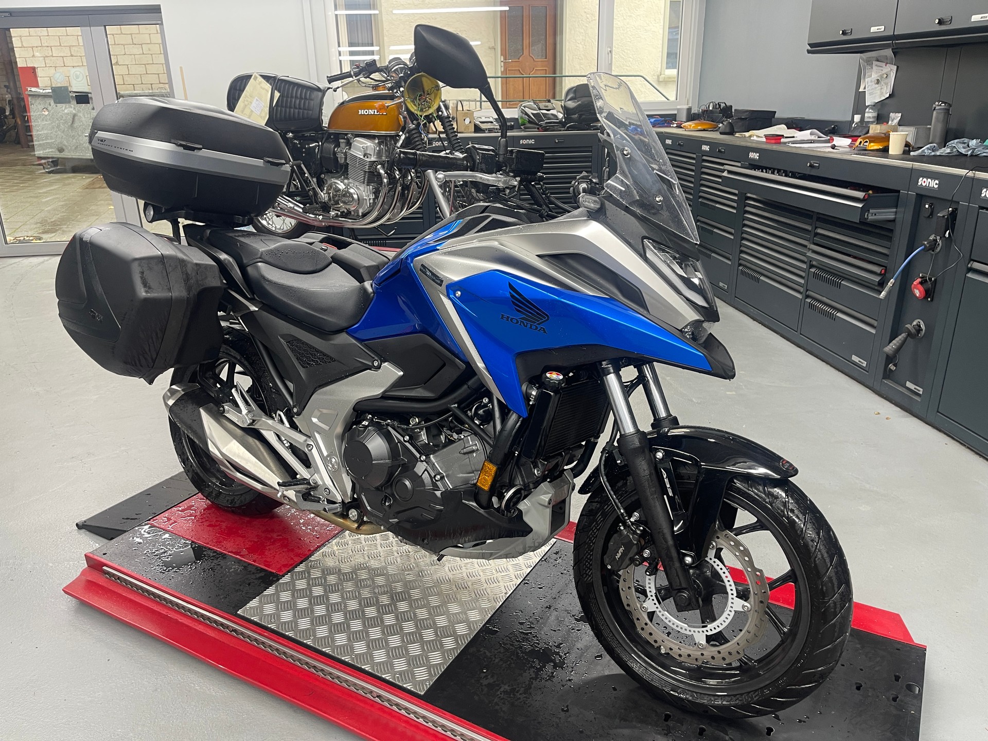 HONDA NC 750 acquistare un veicolo usato MotoScout24