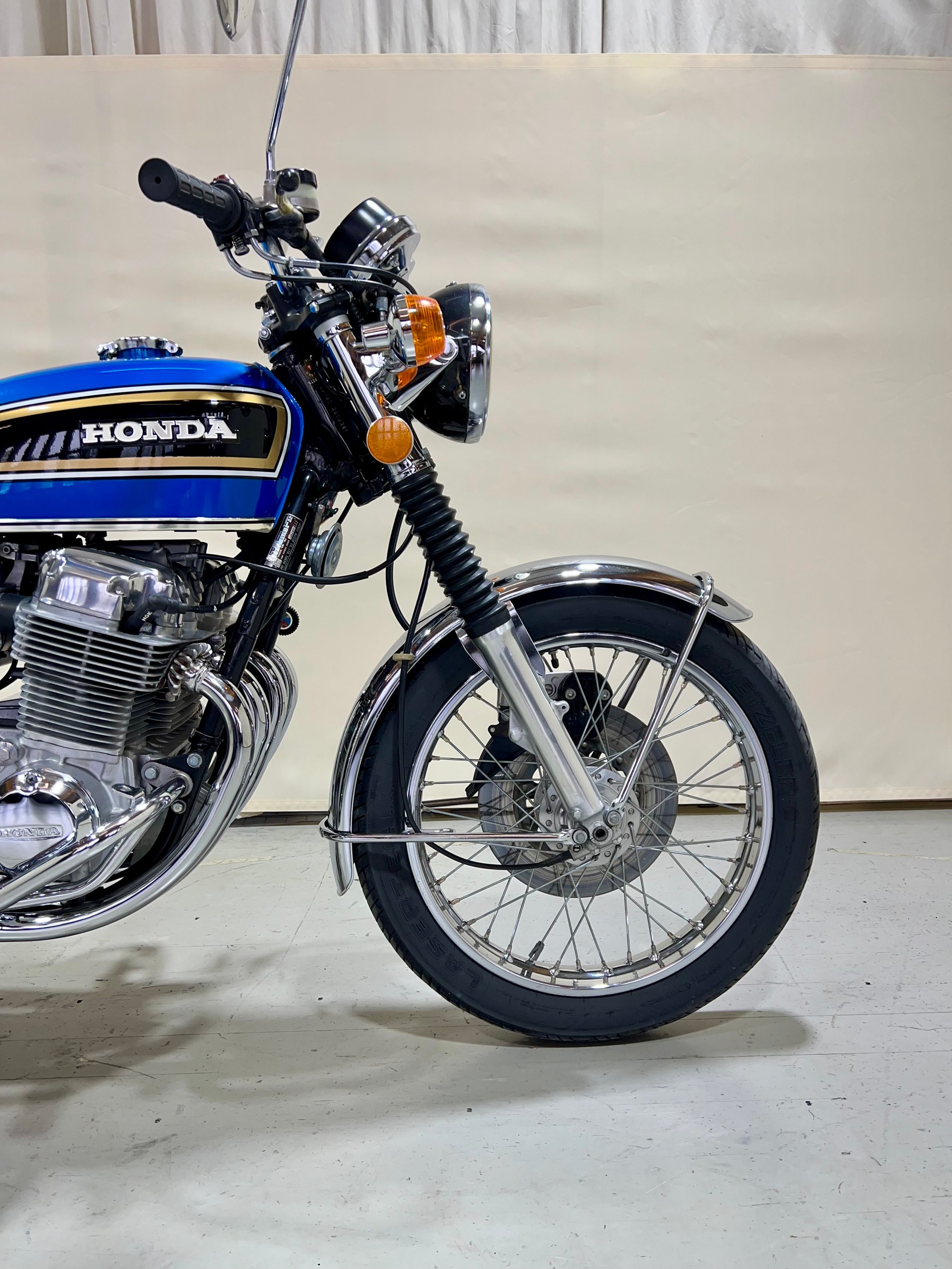 HONDA CB 750 Four K6-showroom-element-1