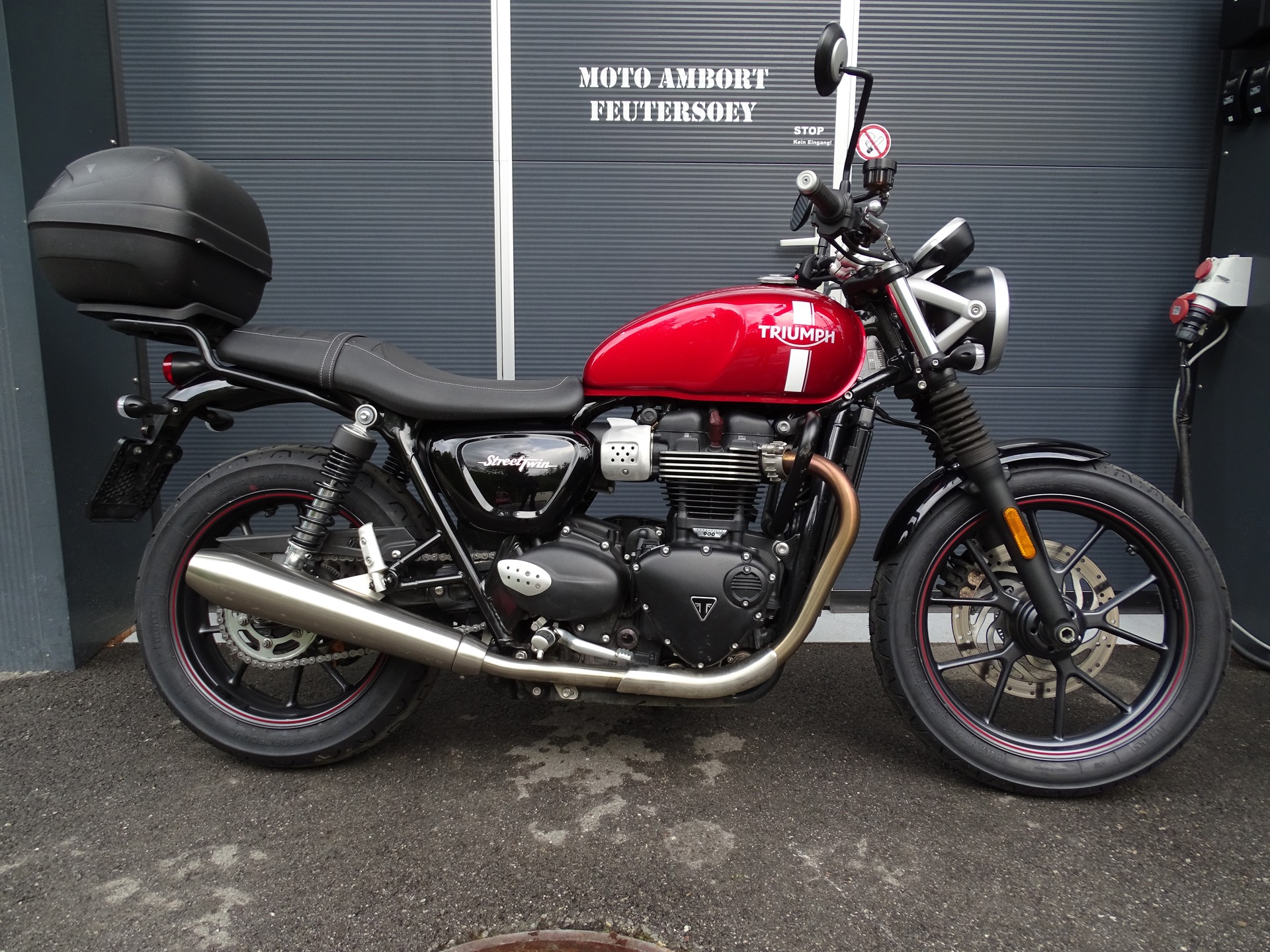 TRIUMPH Street Twin 900 i