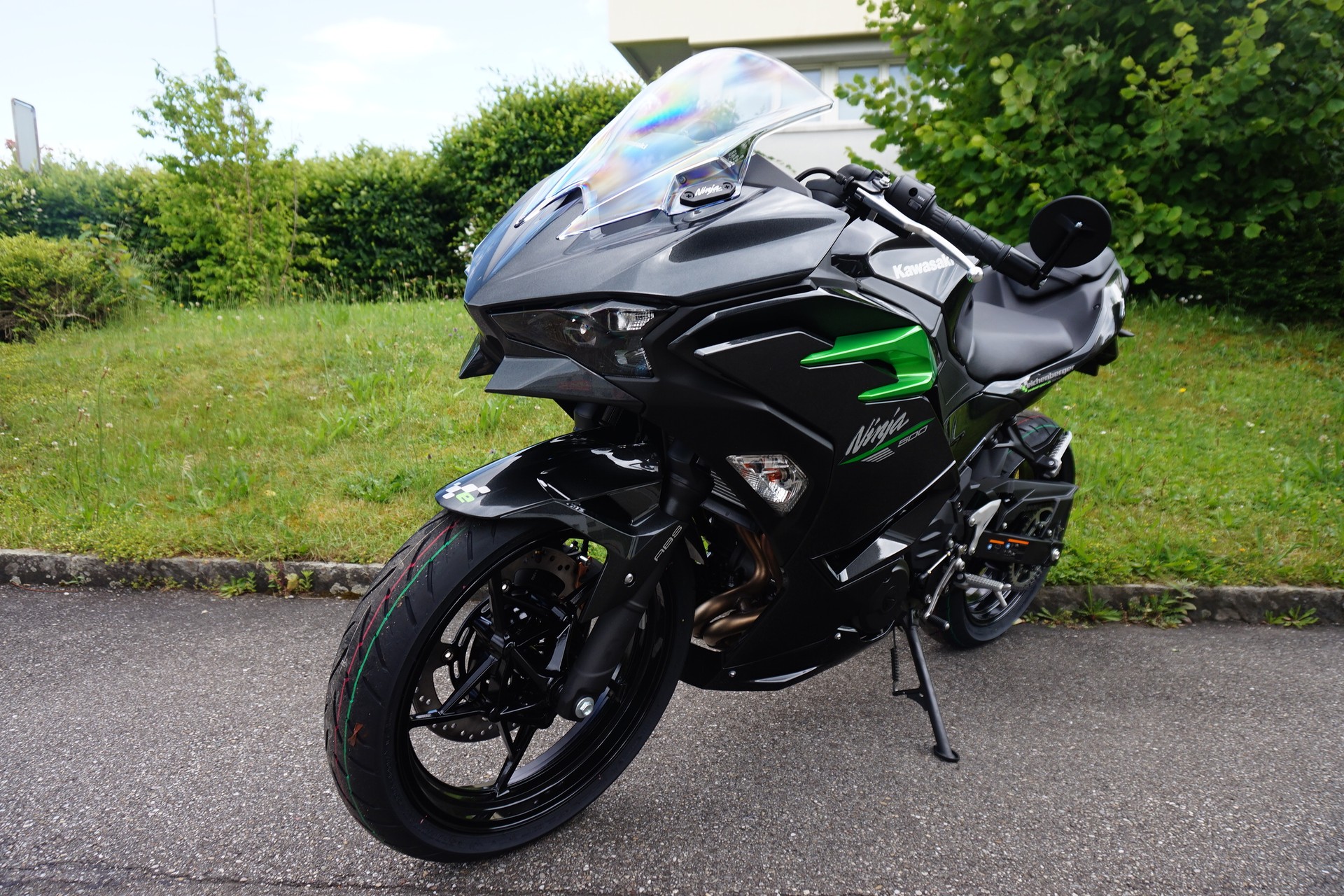 KAWASAKI Ninja 500 ABS mit Heckumbau-showroom-element-1