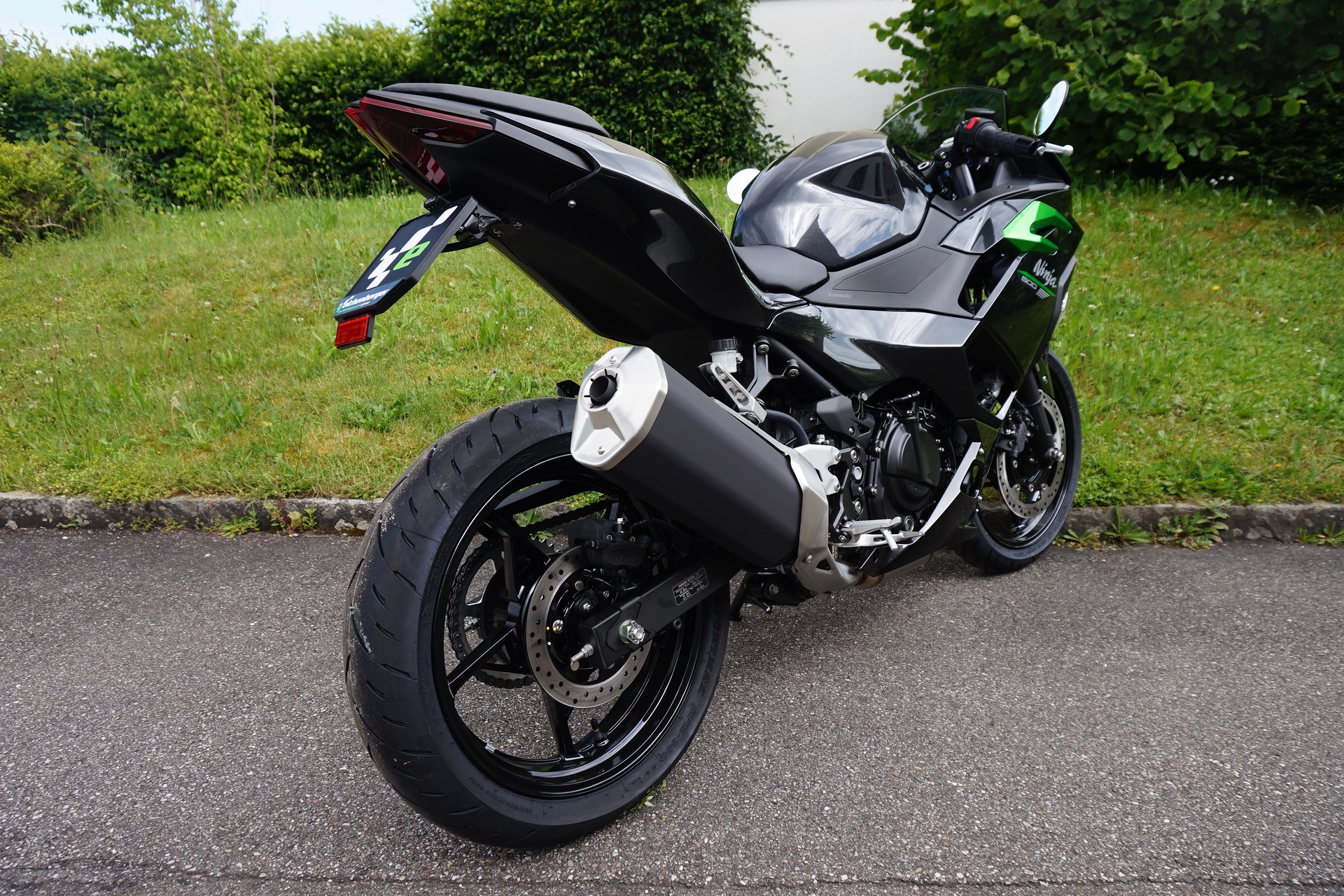 KAWASAKI Ninja 500 ABS mit Heckumbau-showroom-element-3