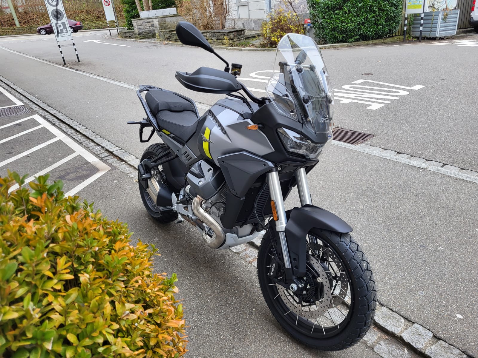MOTO GUZZI Stelvio 1000 EU5+-showroom-element-2