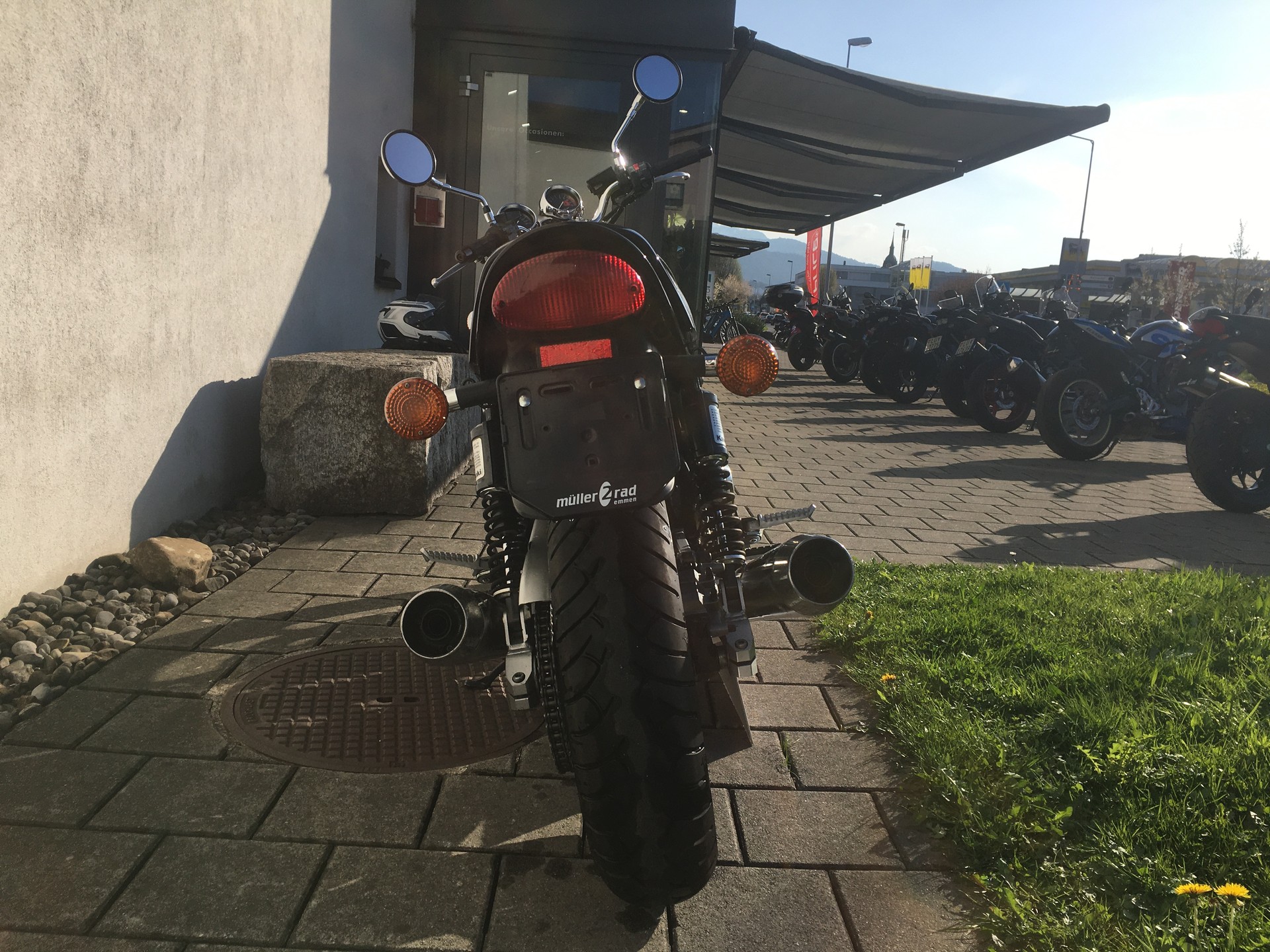 KAWASAKI Zephyr 1100-showroom-element-3
