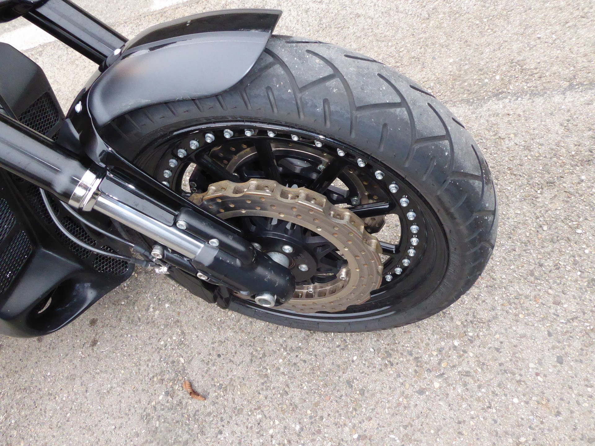 HARLEY-DAVIDSON VRSCDX Night Rod Special-showroom-element-2