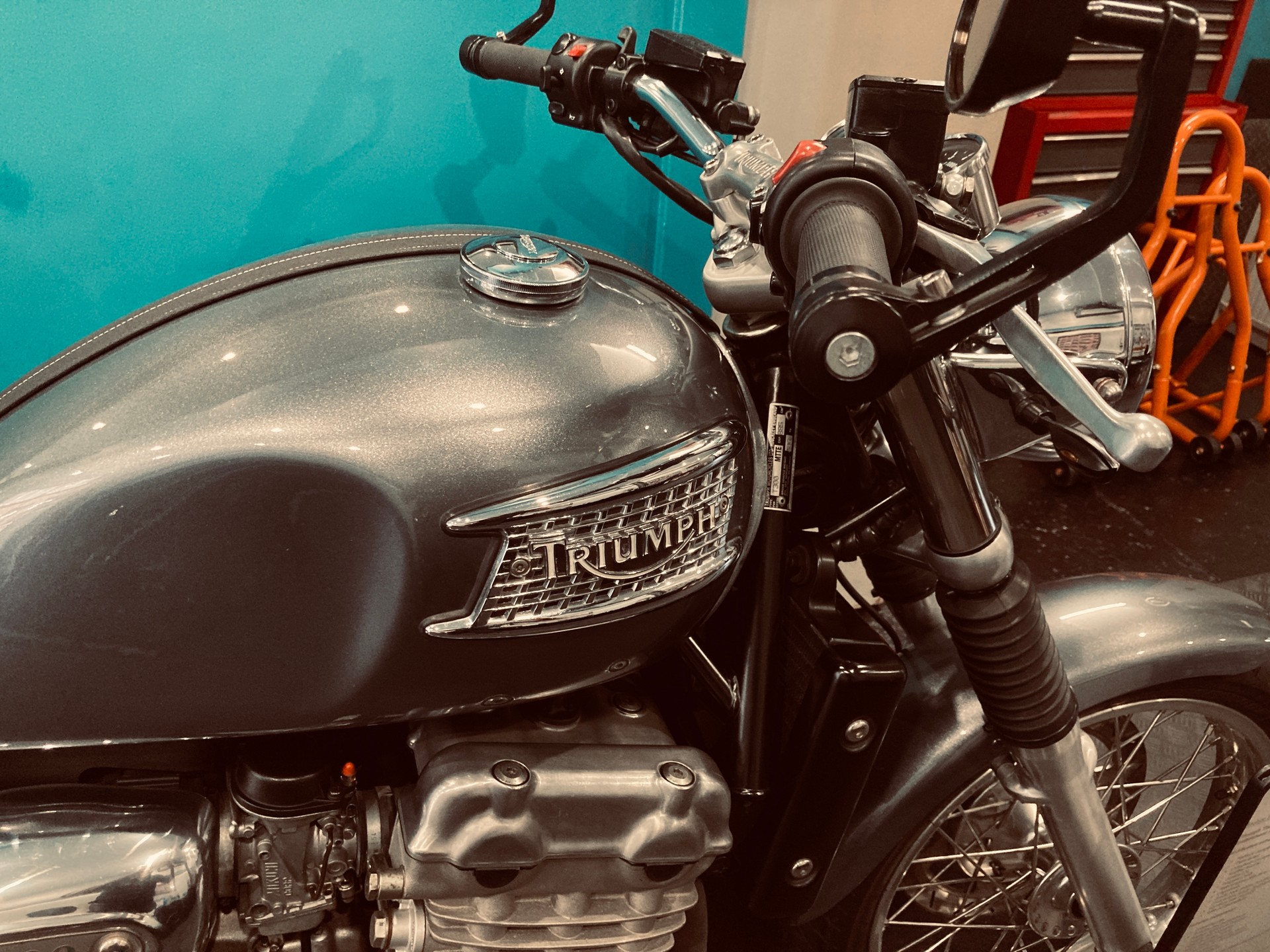 TRIUMPH Thunderbird 900 Sport-image-0