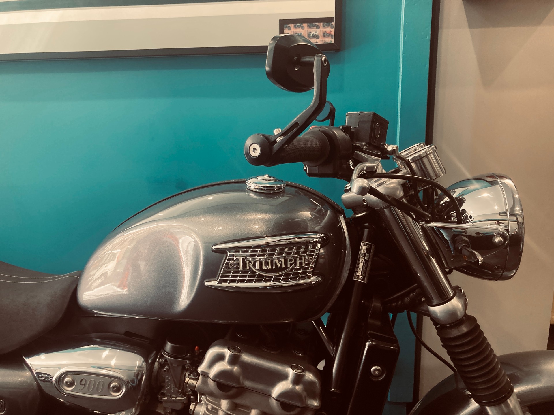 TRIUMPH Thunderbird 900 Sport-image-2