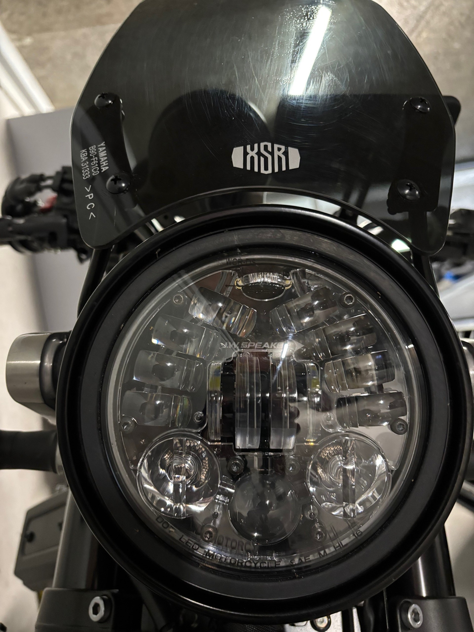 YAMAHA XSR 900 80 Black-image-5