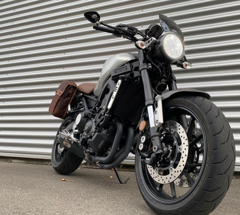YAMAHA XSR 900 80 Black-image-2