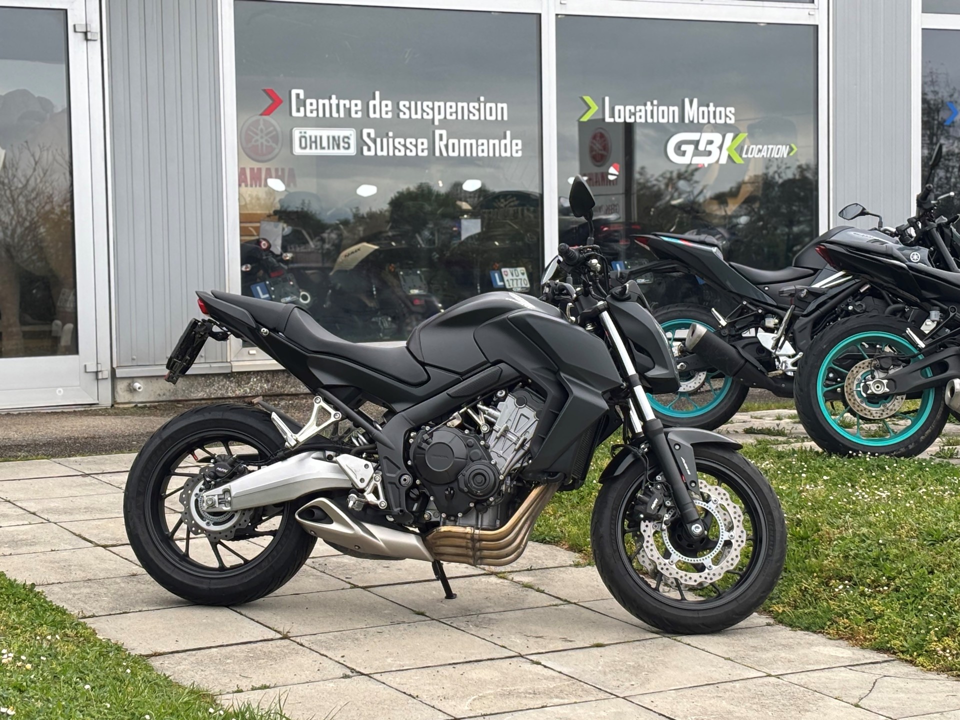 HONDA CB 650 F ABS-showroom-element-1