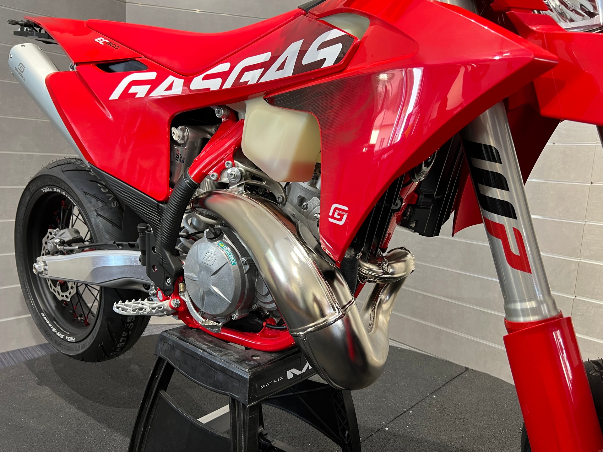 GASGAS EC 300 2T Supermoto-image-14