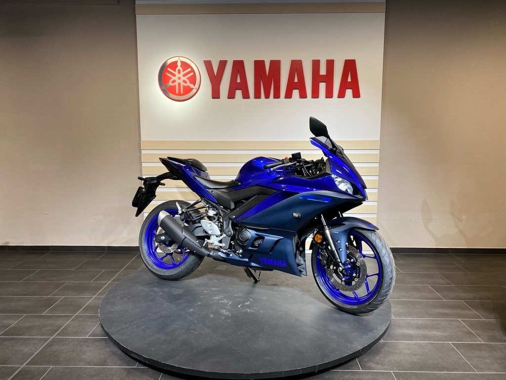 YAMAHA YZF-R3