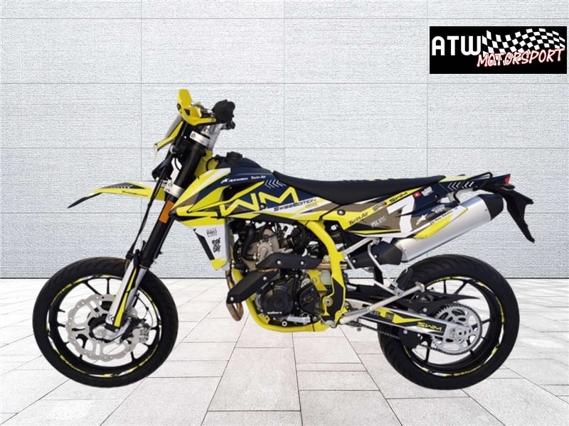 SWM SM 125 R (SWISS-EDITION)-showroom-element-1