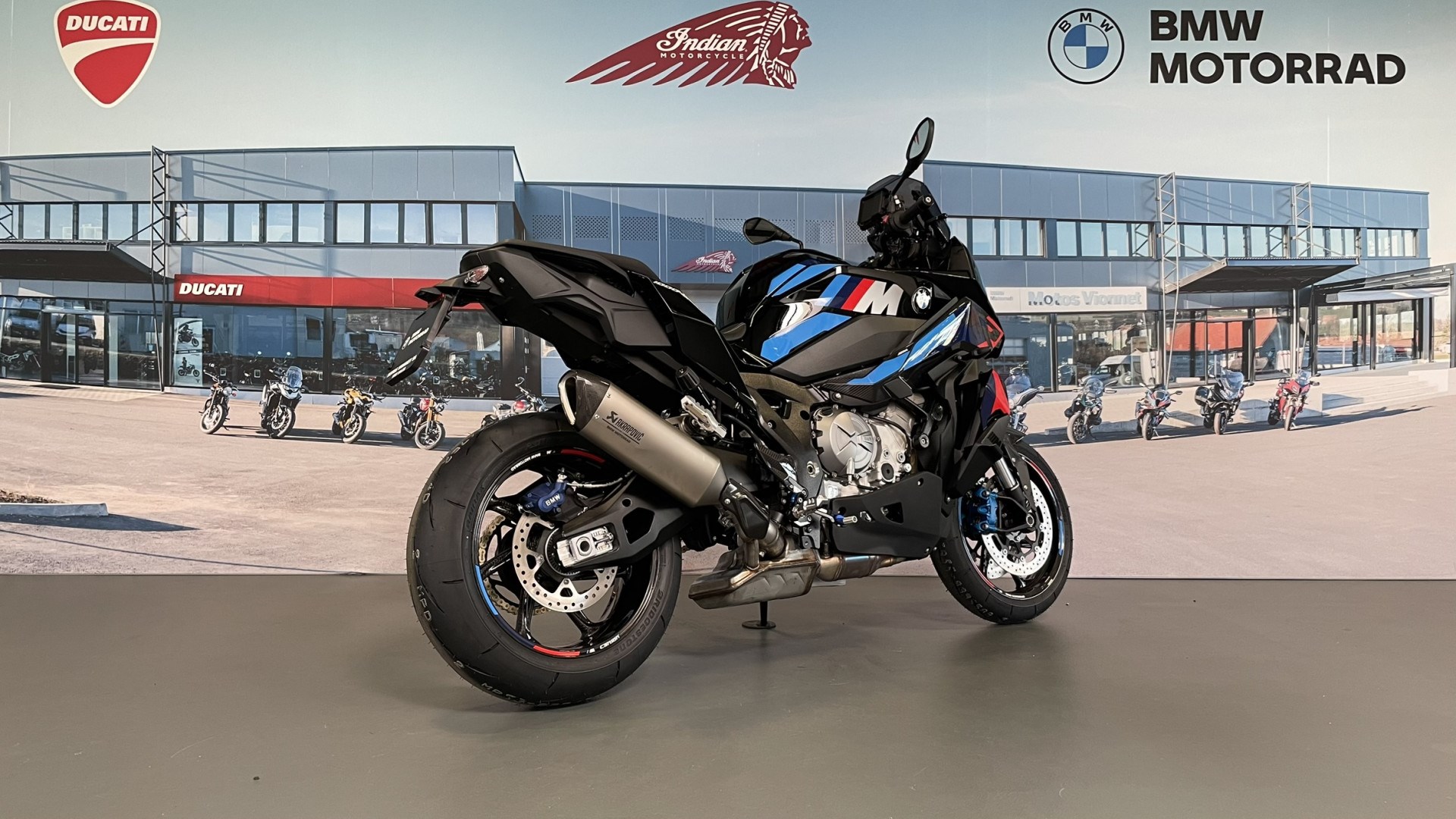 BMW M 1000 XR Competition-image-4