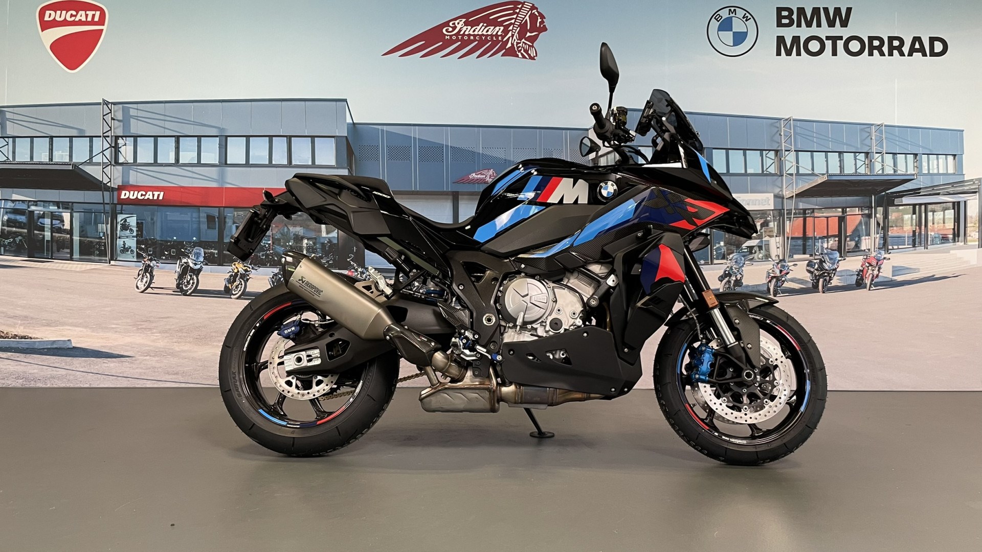 BMW M 1000 XR Competition-image-5
