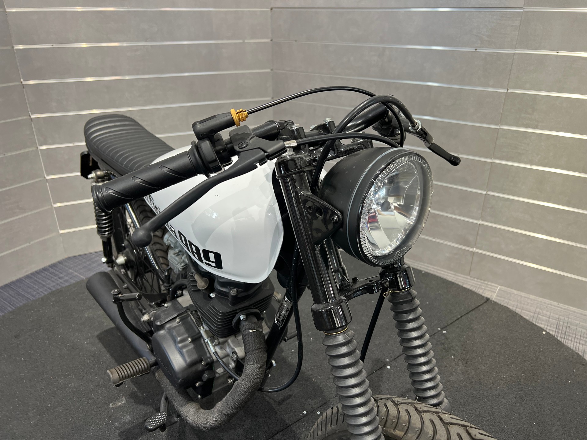 HONDA CG 125 Cafe Racer-image-8
