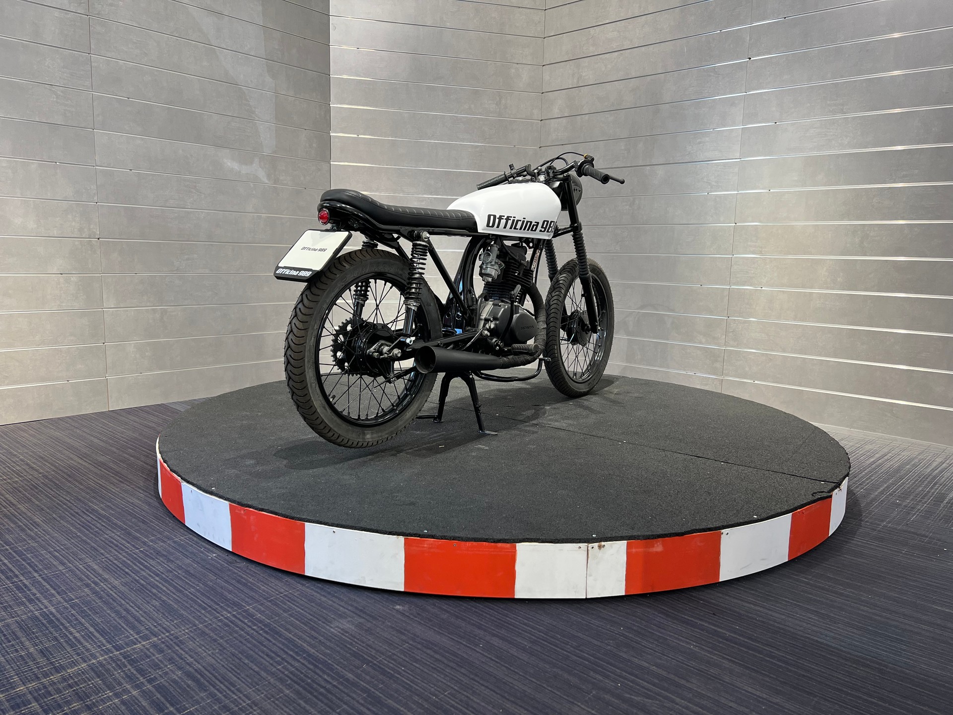HONDA CG 125 Cafe Racer-image-4