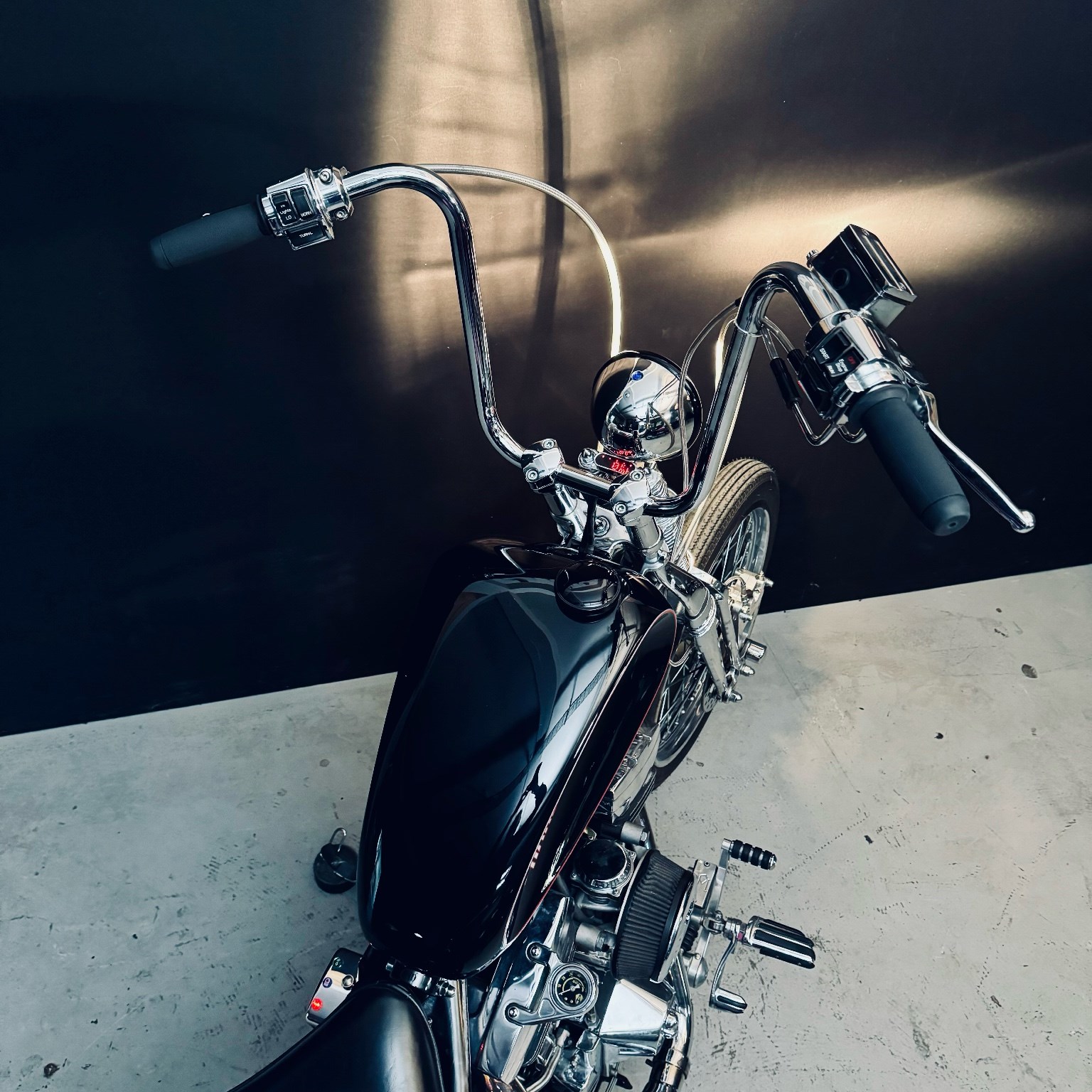 HARLEY-DAVIDSON FXSTS Springer Softail-image-4