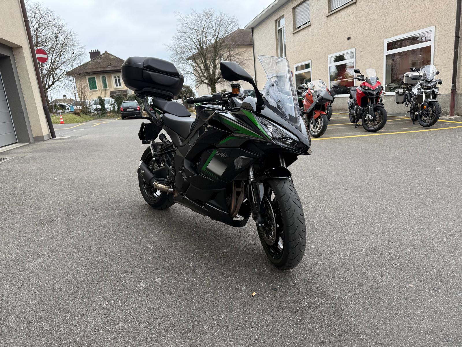 KAWASAKI Ninja 1000 SX-showroom-element-1