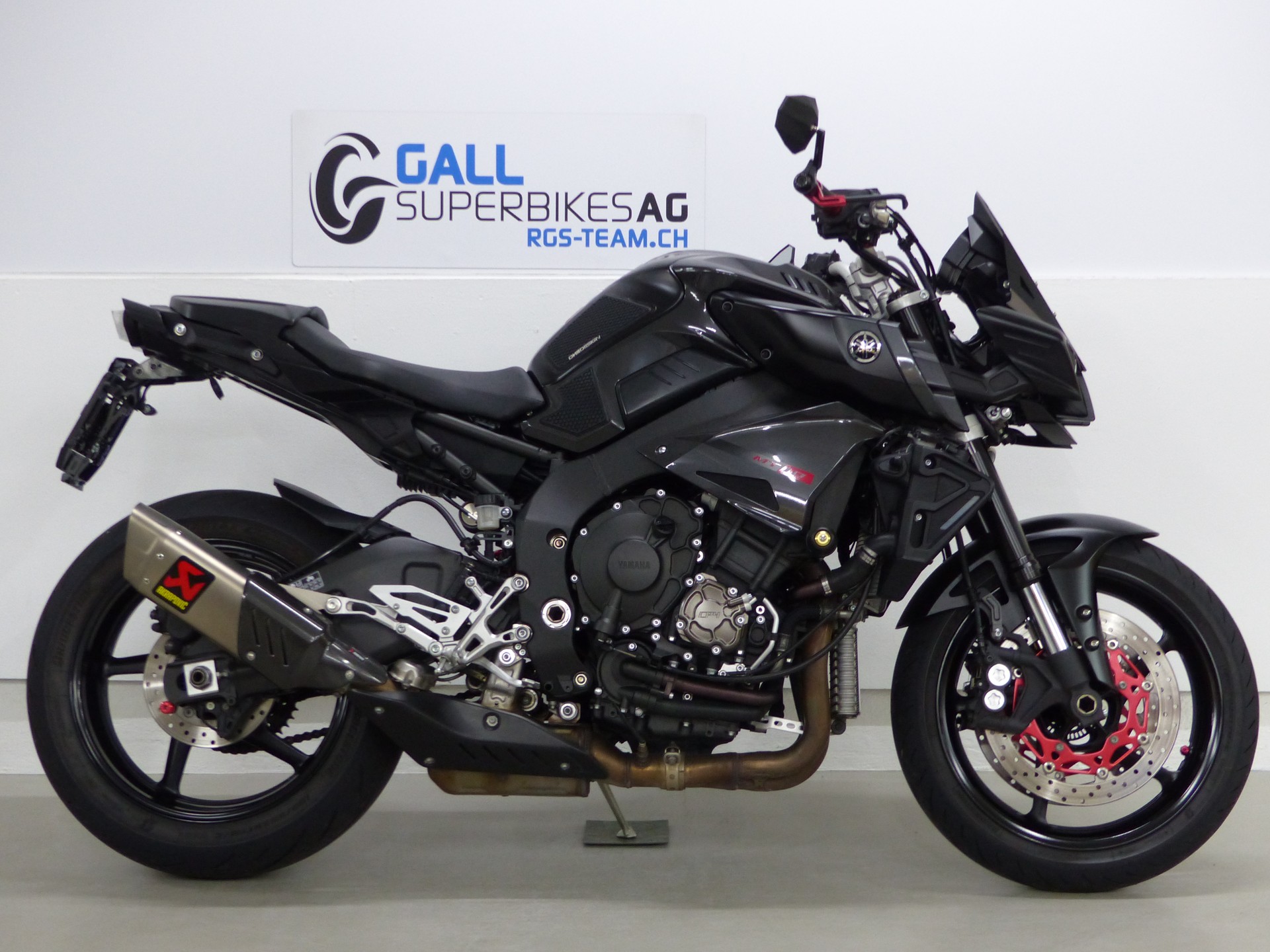 YAMAHA MT-10 ABS mit Zubehör