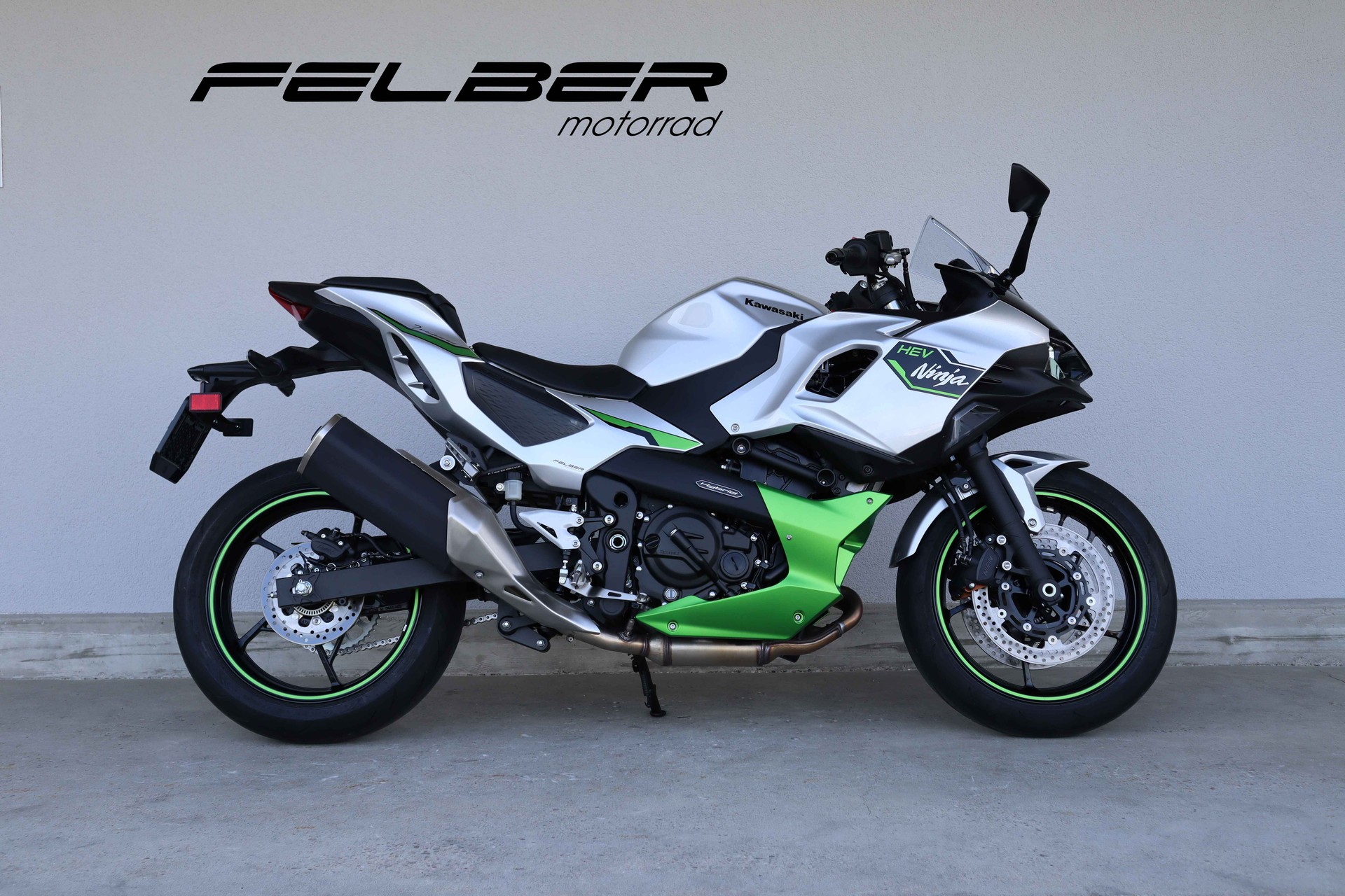 KAWASAKI Ninja 7 Hybrid