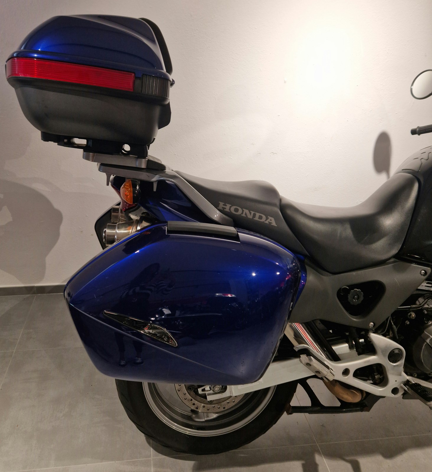 HONDA XL 1000 V Varadero-image-2