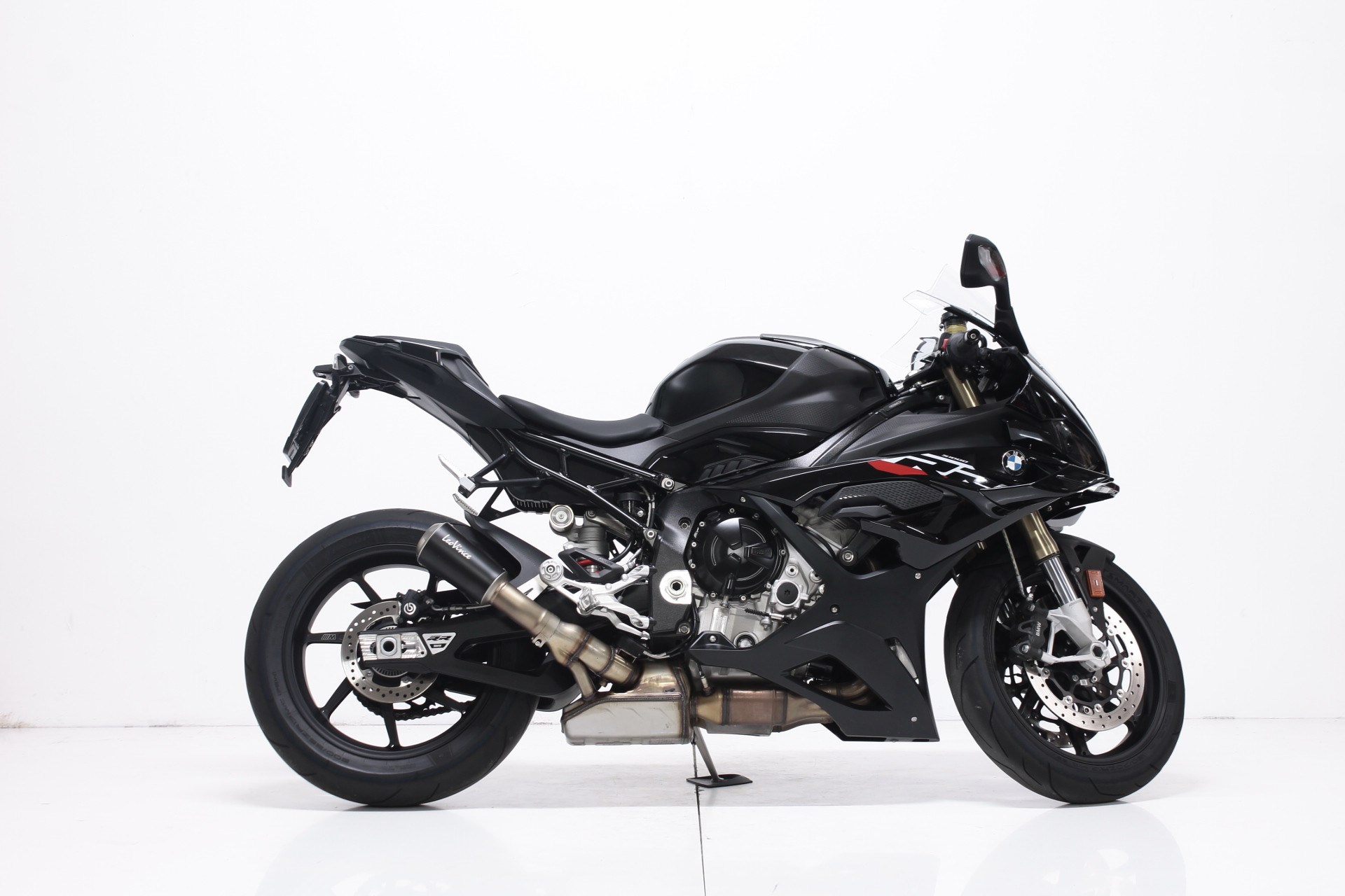 BMW S 1000 RR-showroom-element-2