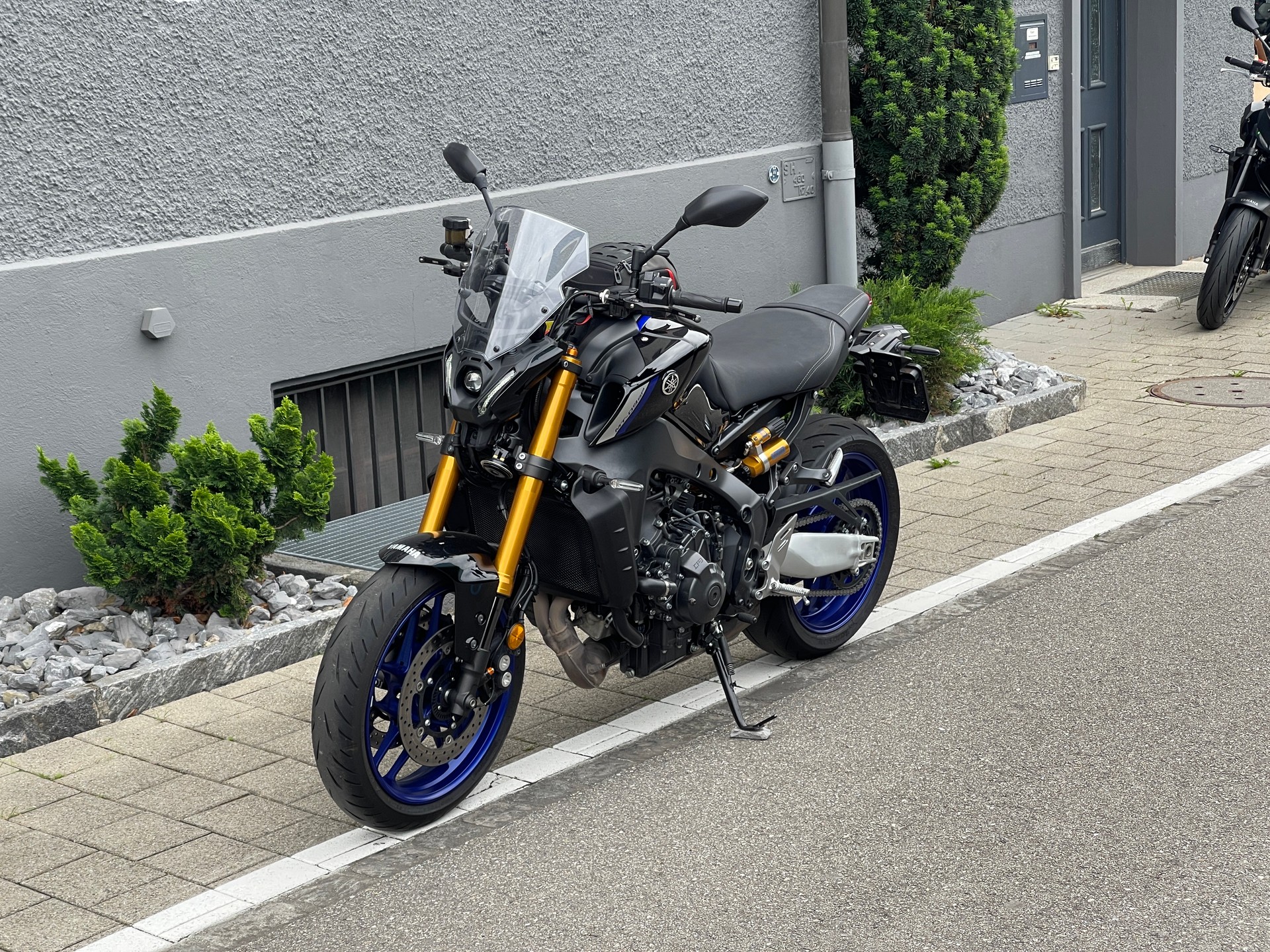 YAMAHA MT-09 SP-showroom-element-1